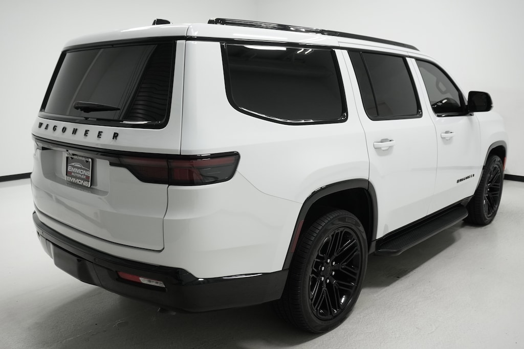 Used 2024 Jeep Wagoneer Series II Carbide SUV