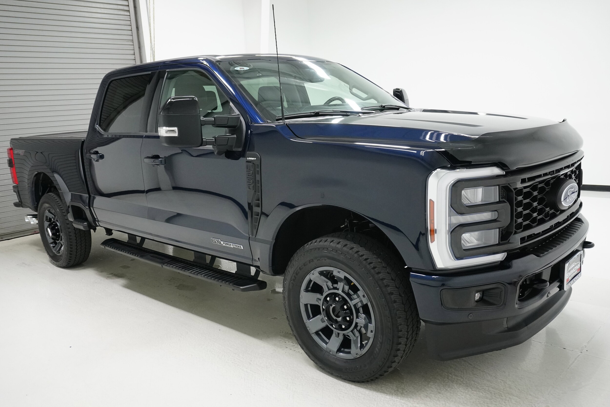 2024 Ford F-250 Lariat photo 2