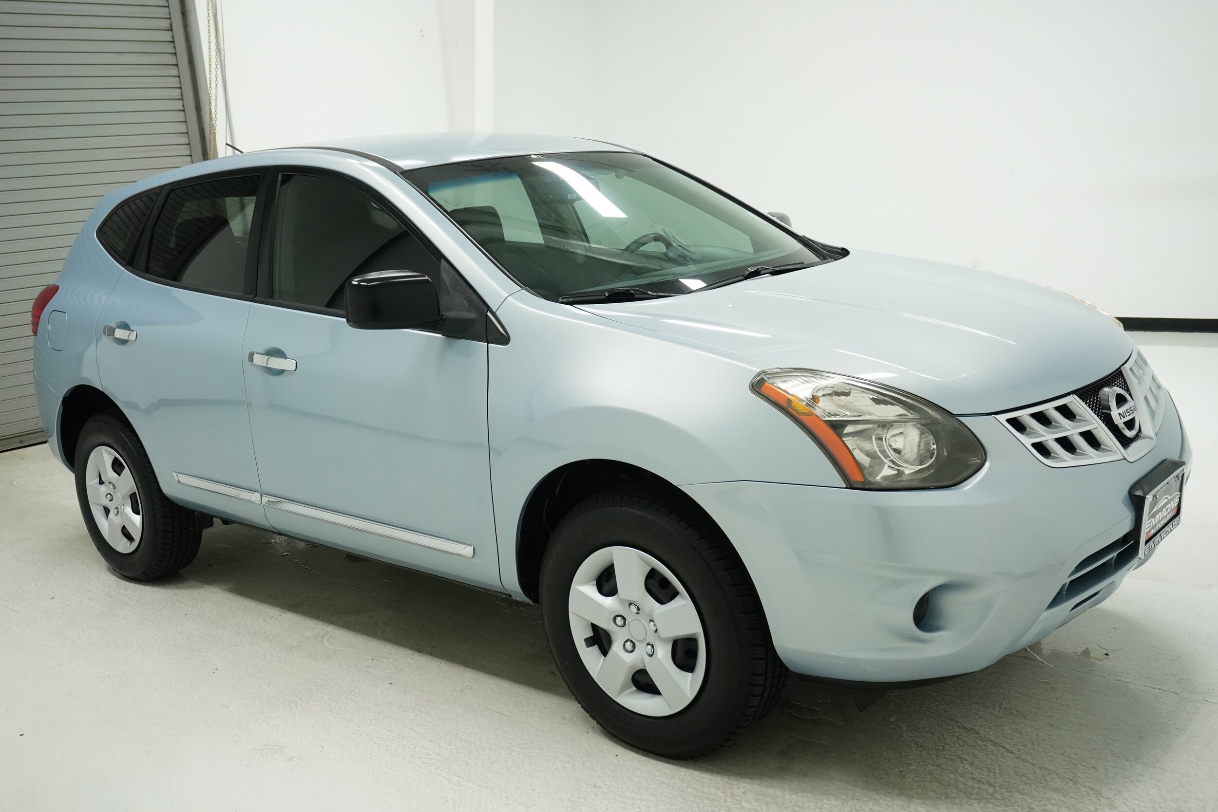 2014 Nissan Rogue Select S photo 3