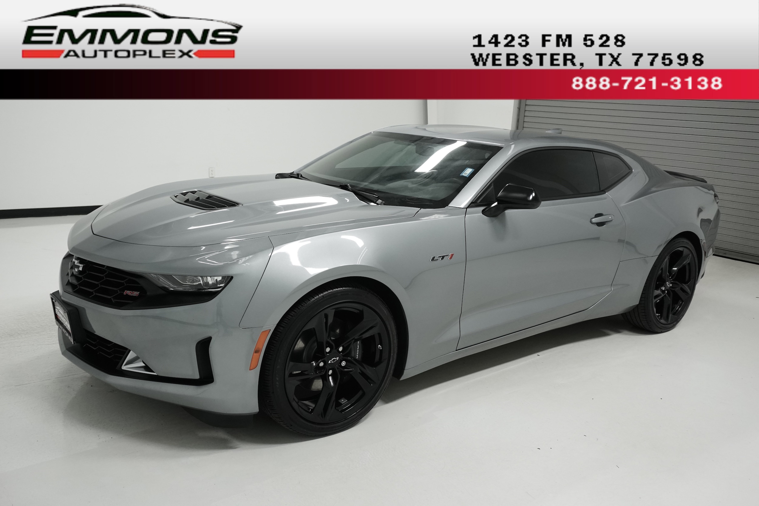 2024 Chevrolet Camaro LT1's photo