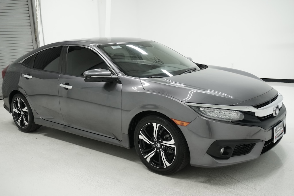 Used 2018 Honda Civic Touring Sedan