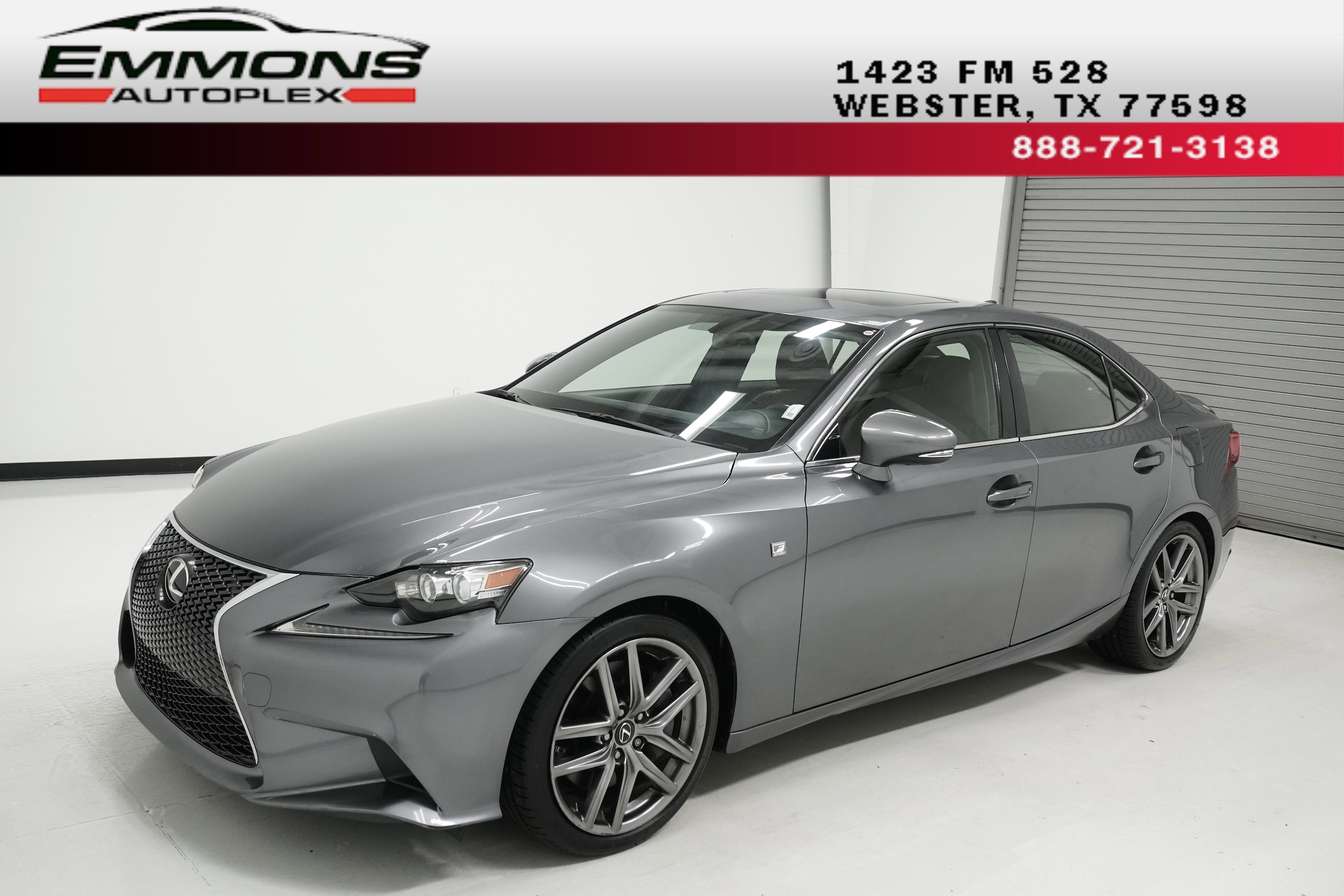 2015 Lexus IS 350's photo