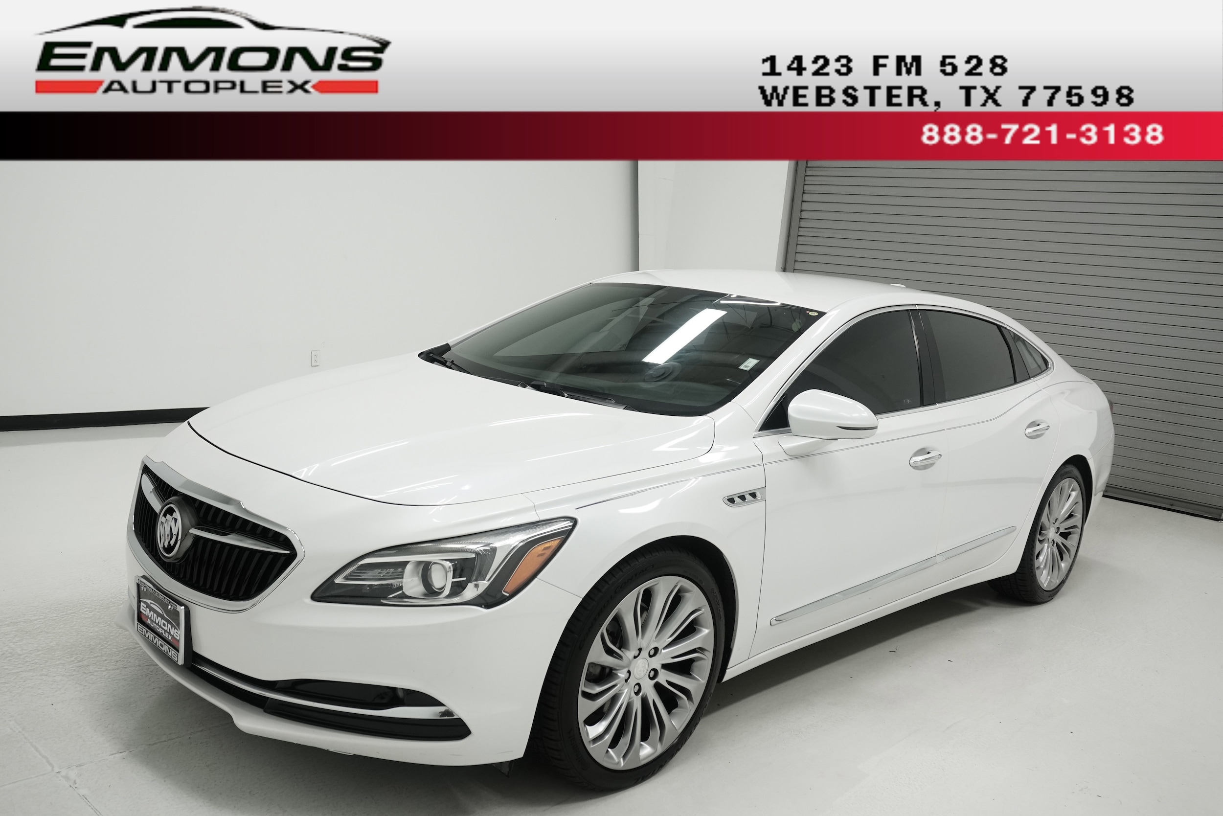 2017 Buick LaCrosse Essence's photo