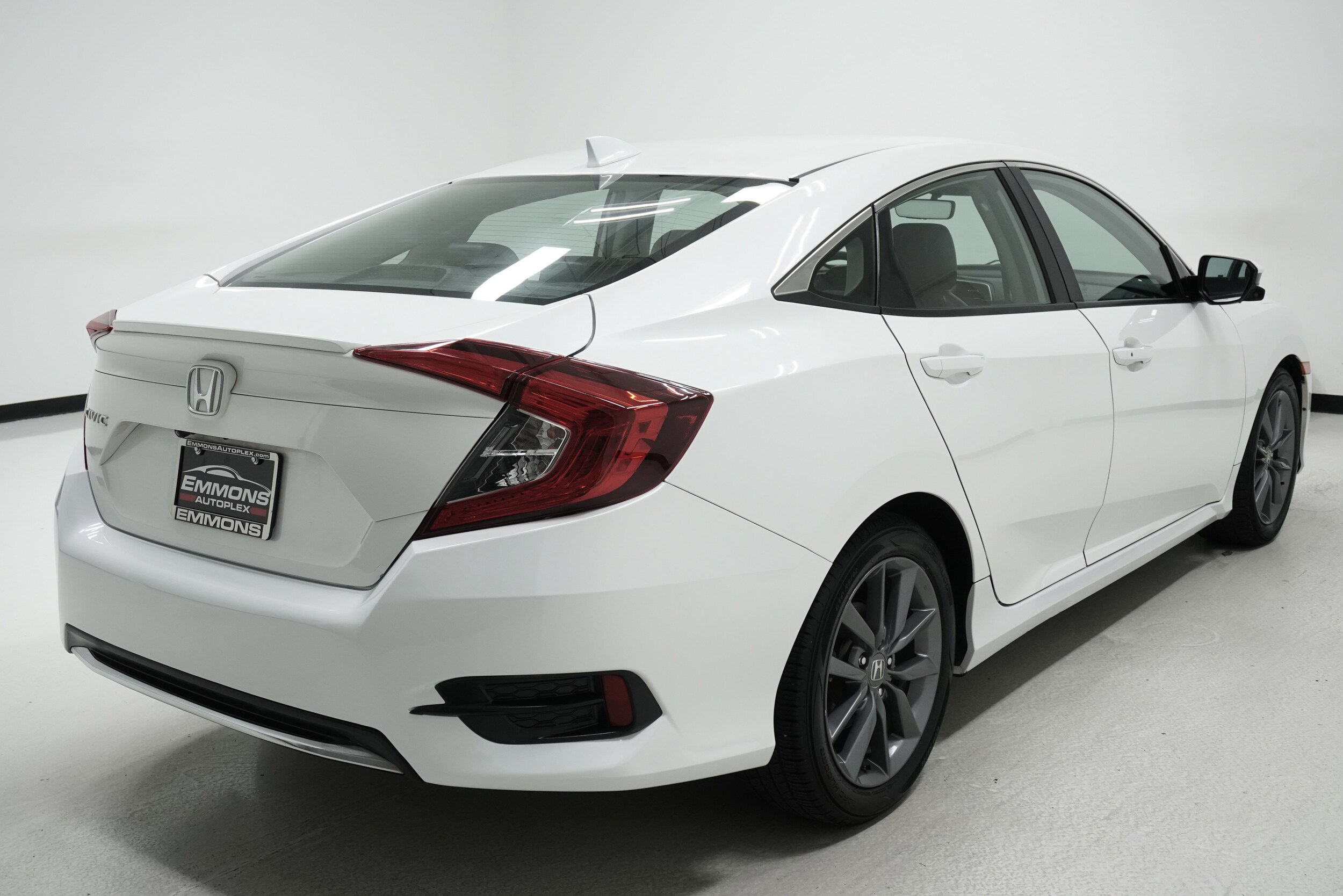 2019 Honda Civic EX-L photo 4
