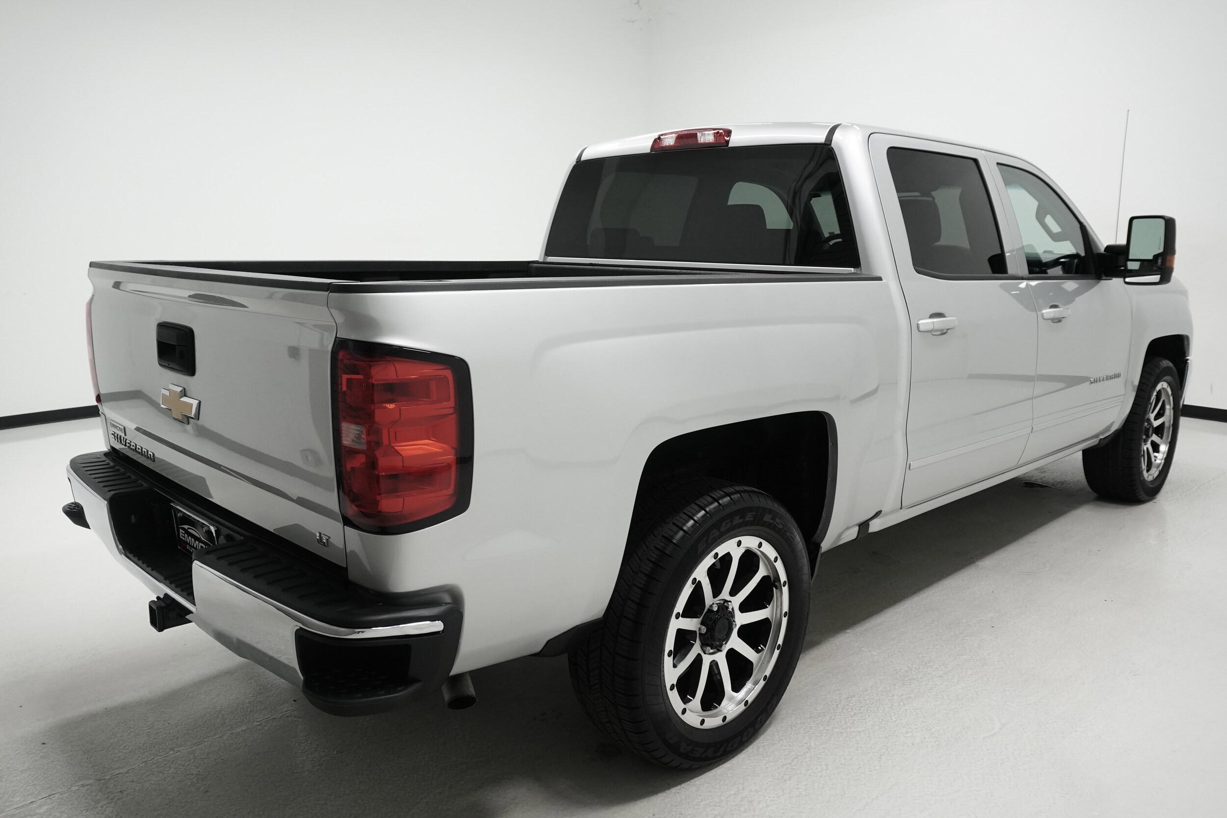 2017 Chevrolet Silverado 1500 LT photo 4