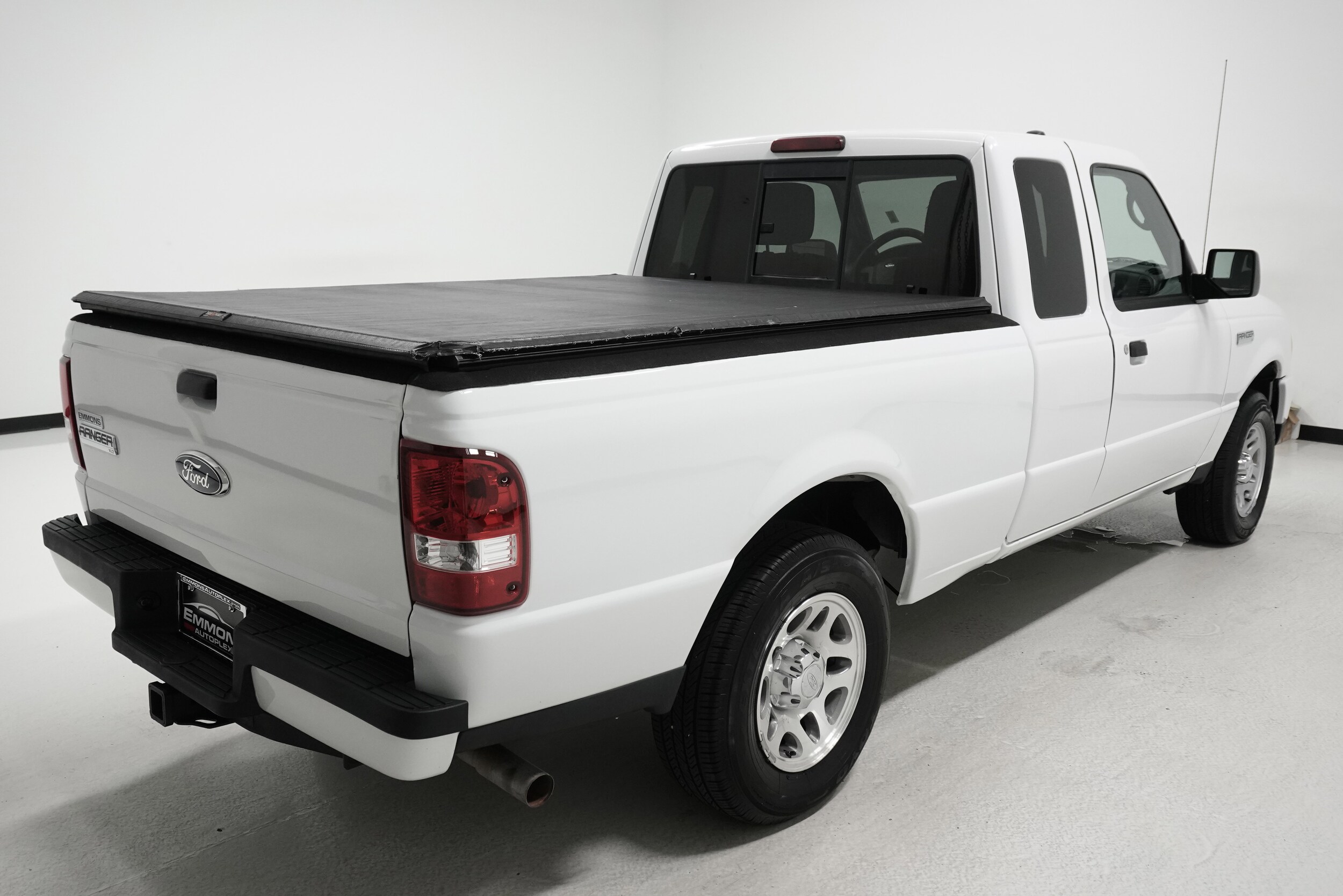2011 Ford Ranger XLT photo 4