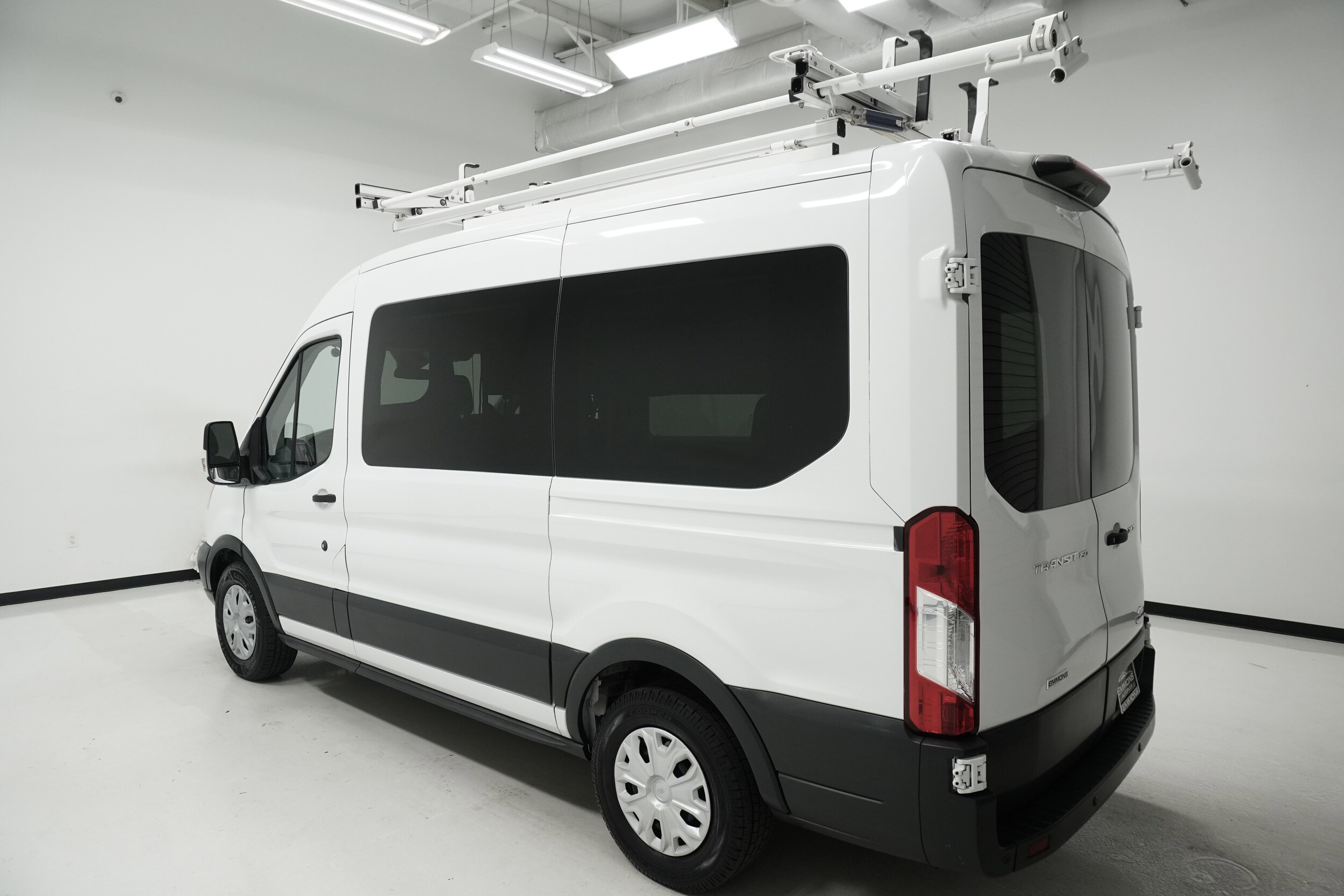 2018 Ford Transit photo 4