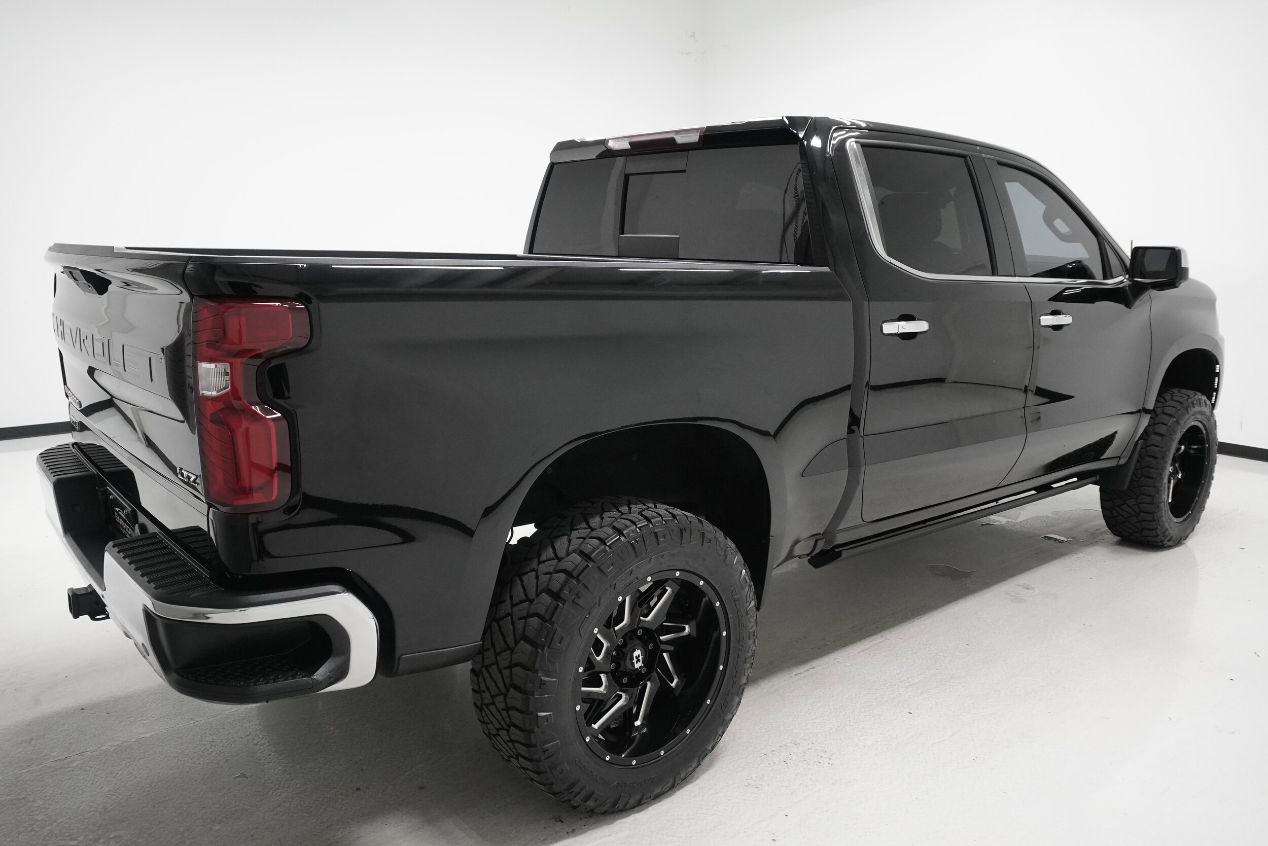2019 Chevrolet Silverado 1500 LTZ photo 4