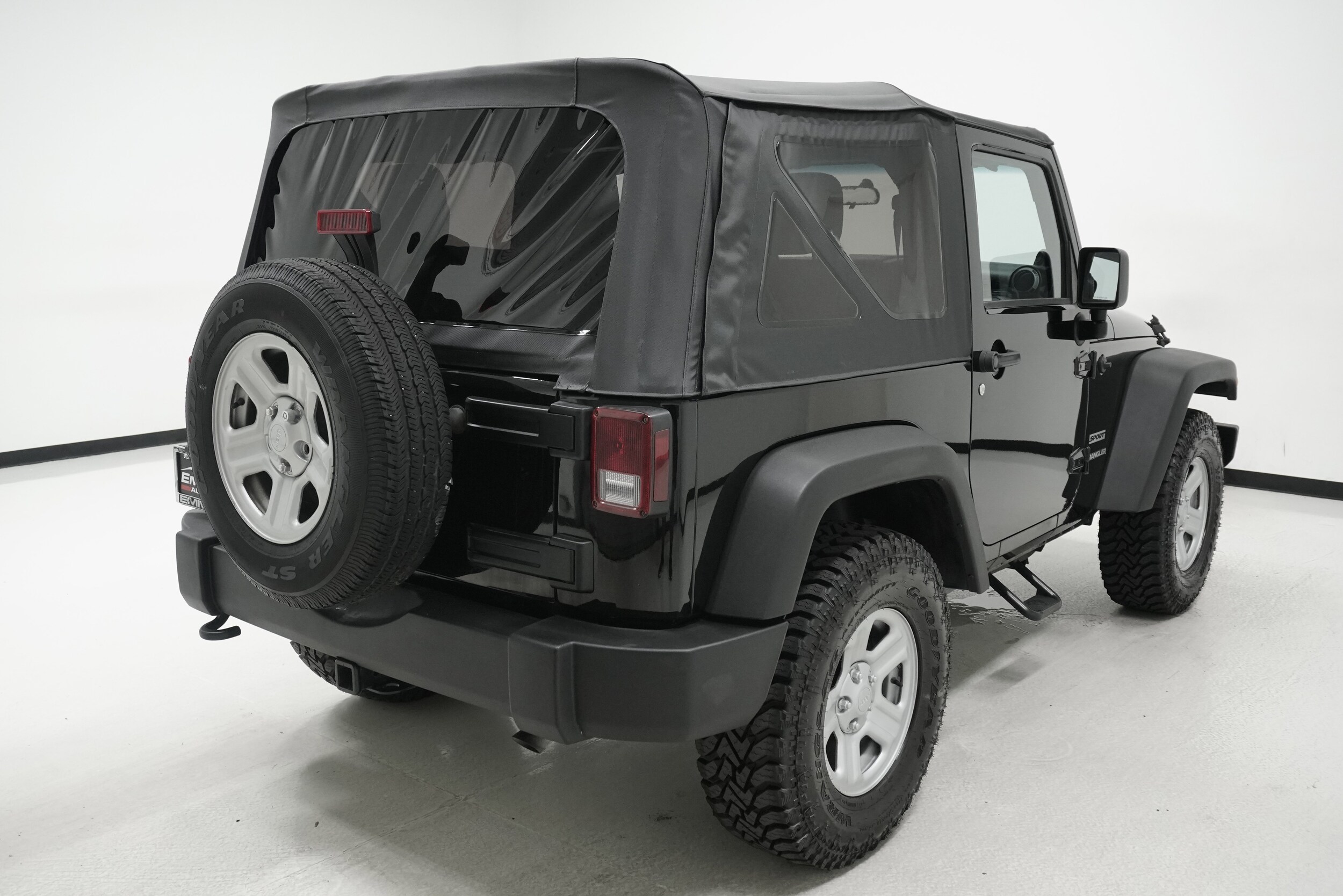 2013 Jeep Wrangler Sport photo 4