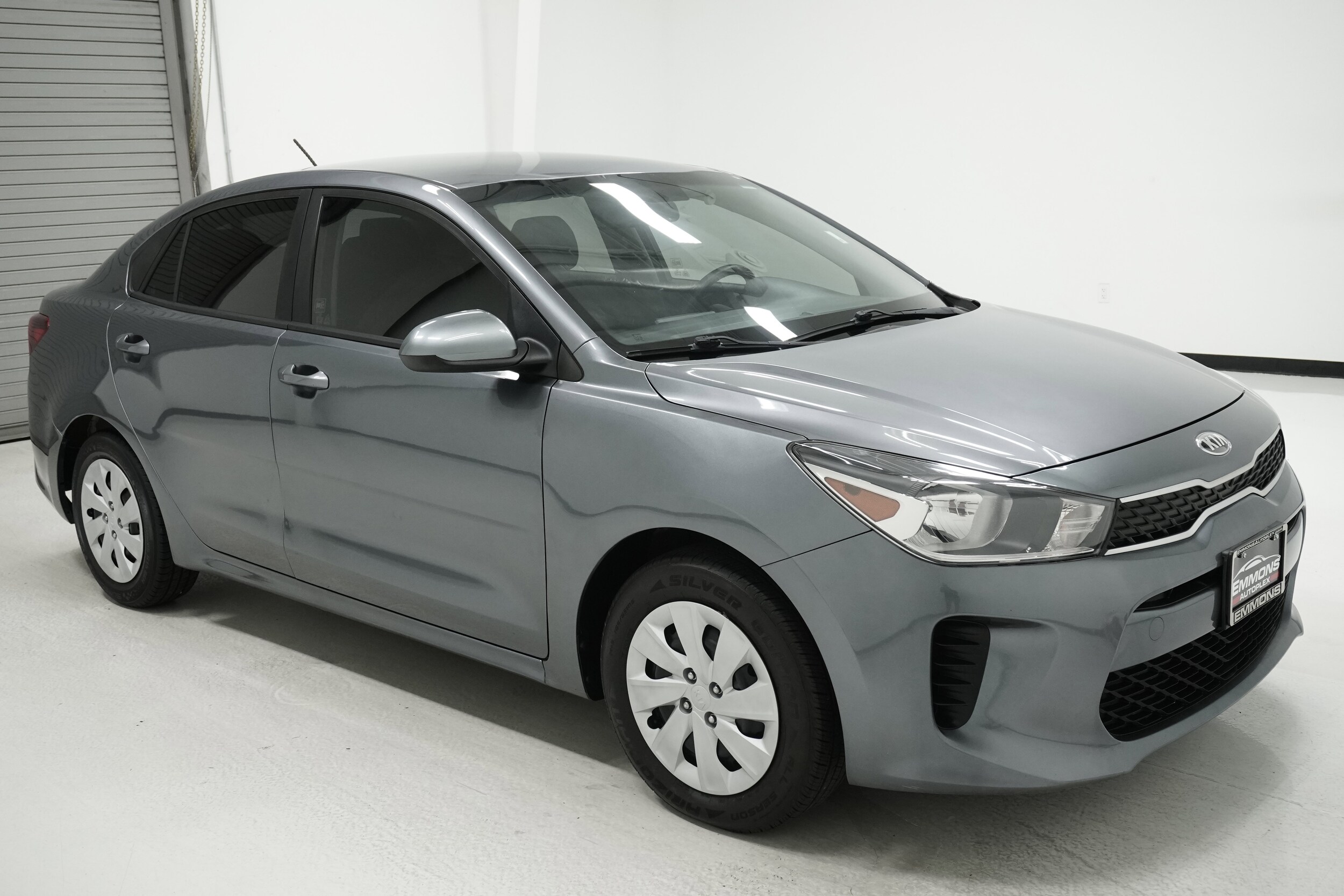 2020 Kia Rio S photo 3