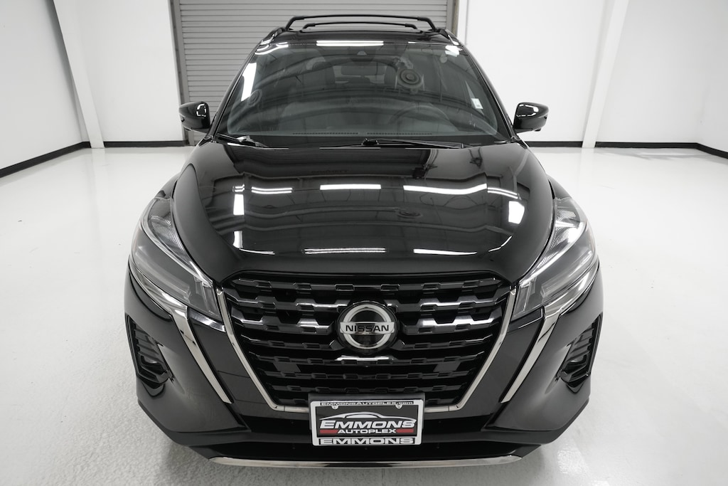 Used 2021 Nissan Kicks SR SUV