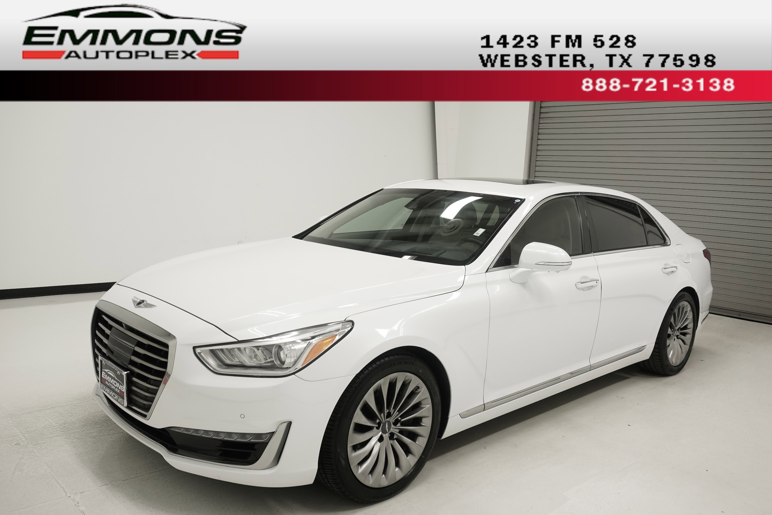 2018 Genesis G90 5.0 Ultimate AWD's photo