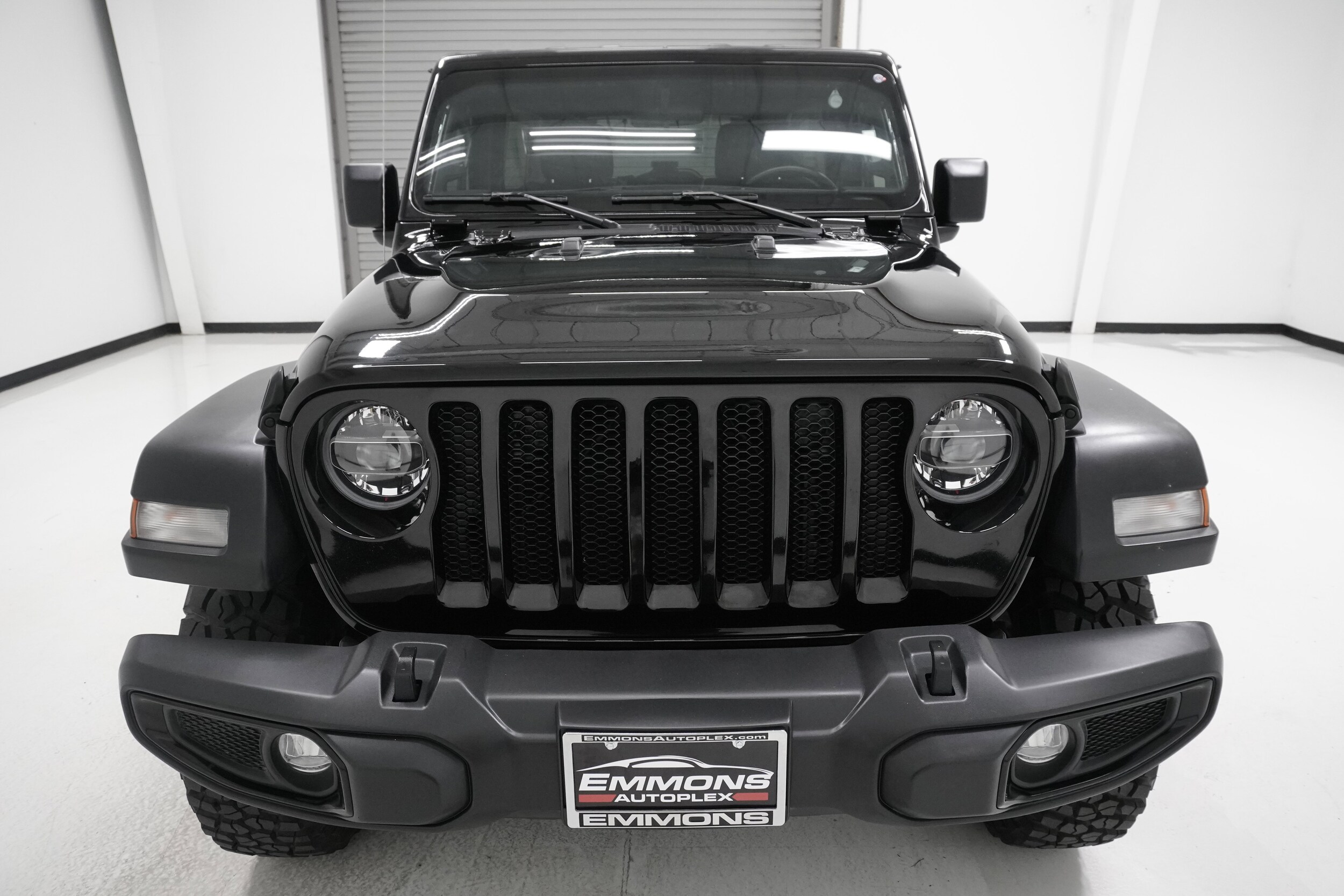 2021 Jeep Wrangler Unlimited Willys photo 2