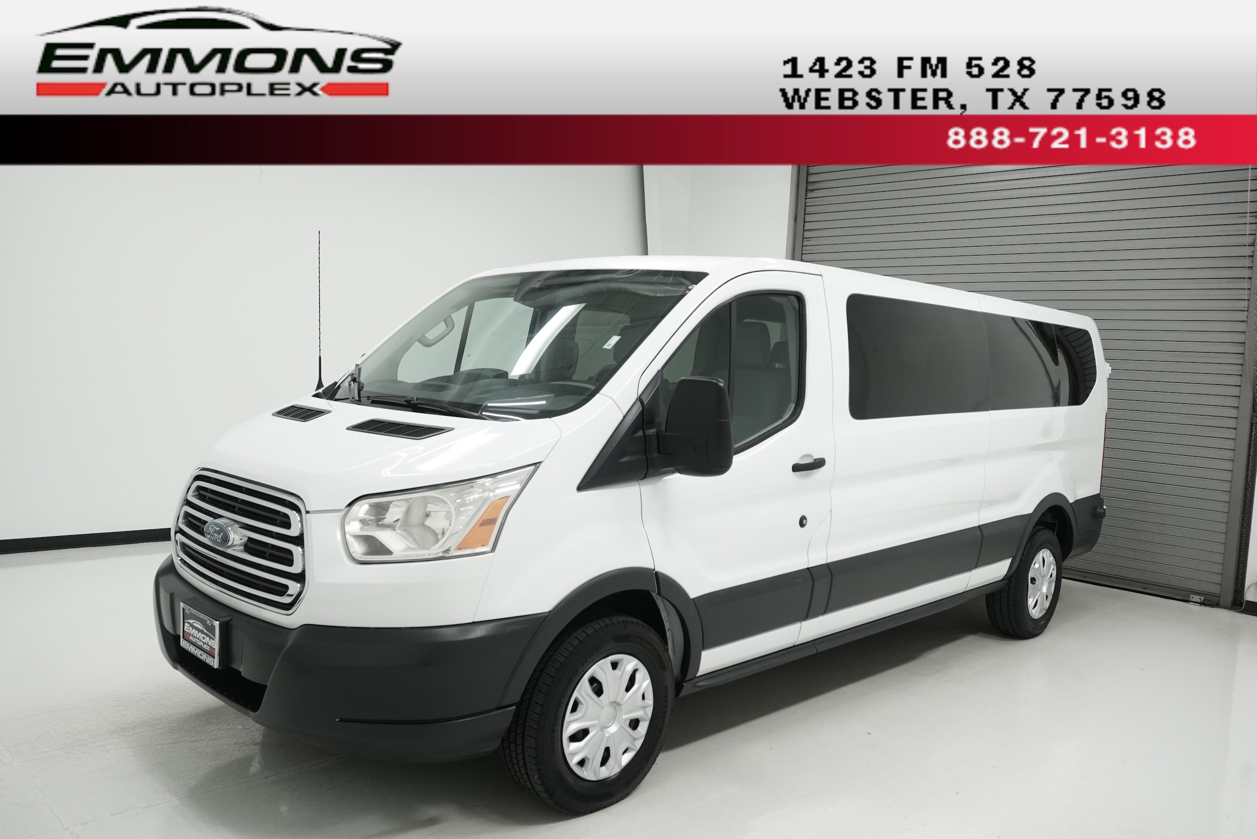 2015 Ford Transit's photo