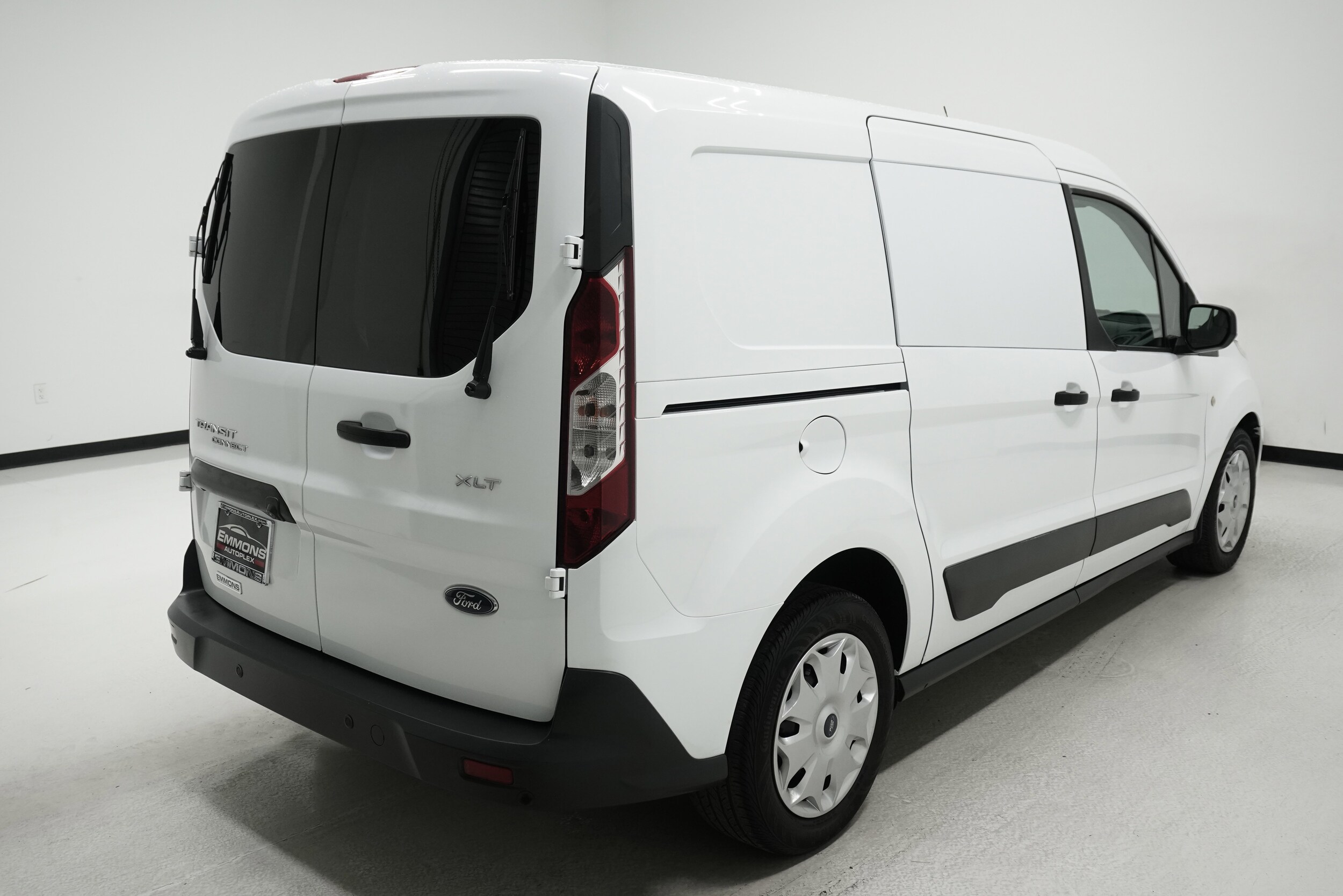 2018 Ford Transit Connect XLT photo 2