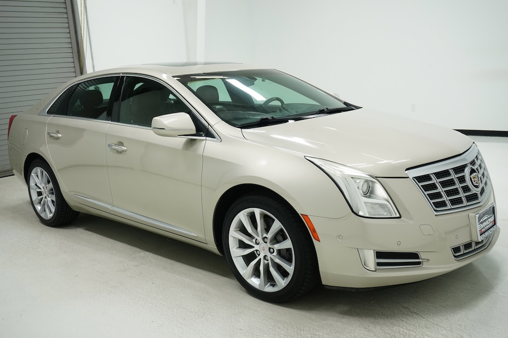 Used 2015 CADILLAC XTS Luxury Sedan