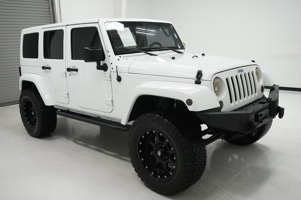 Used 2014 Jeep Wrangler Unlimited Sahara SUV