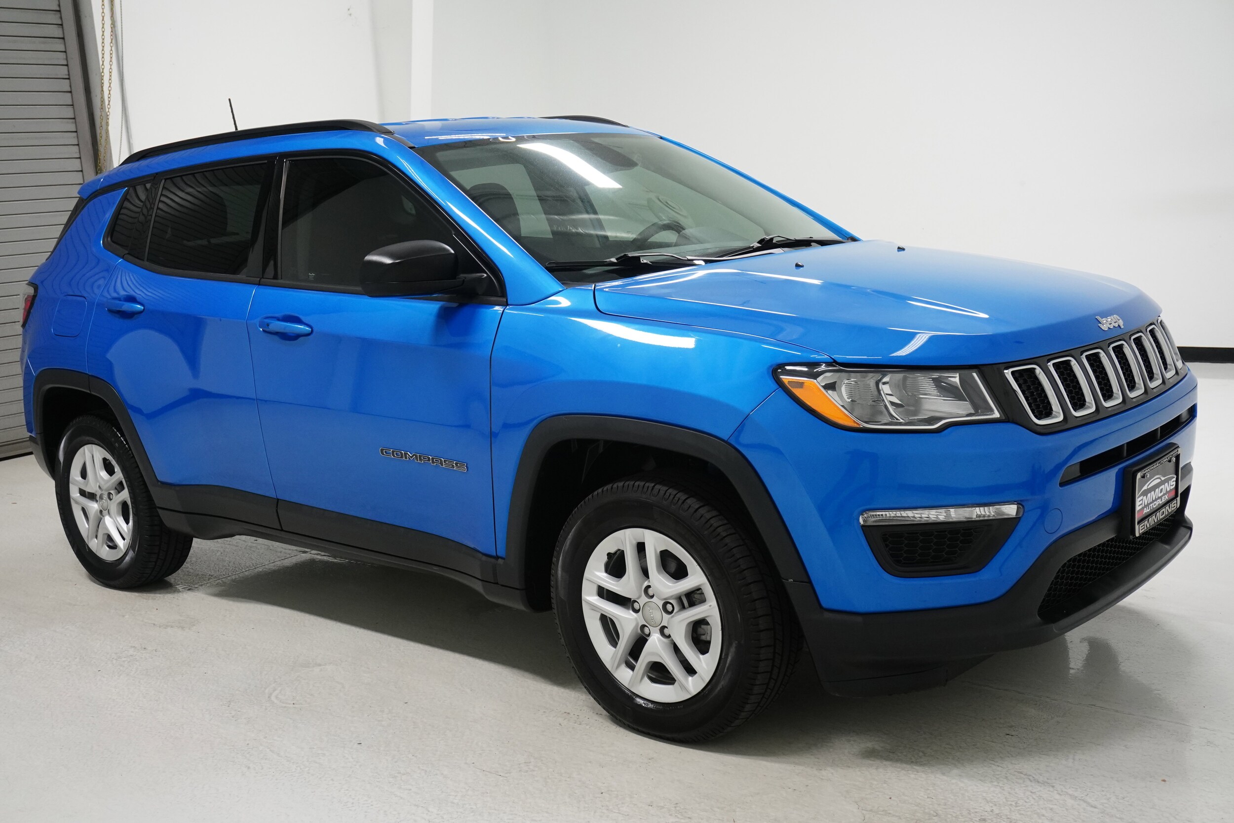 2018 Jeep Compass Sport photo 3