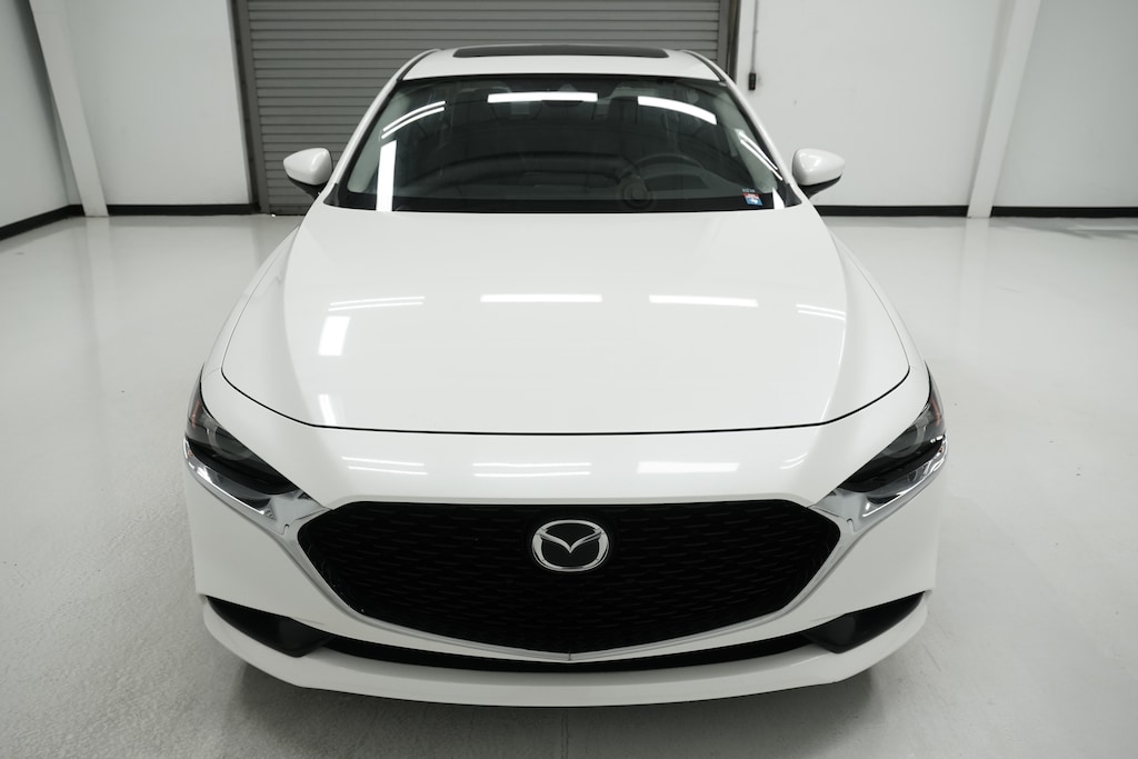 2021 Mazda Mazda3 Premium photo 2