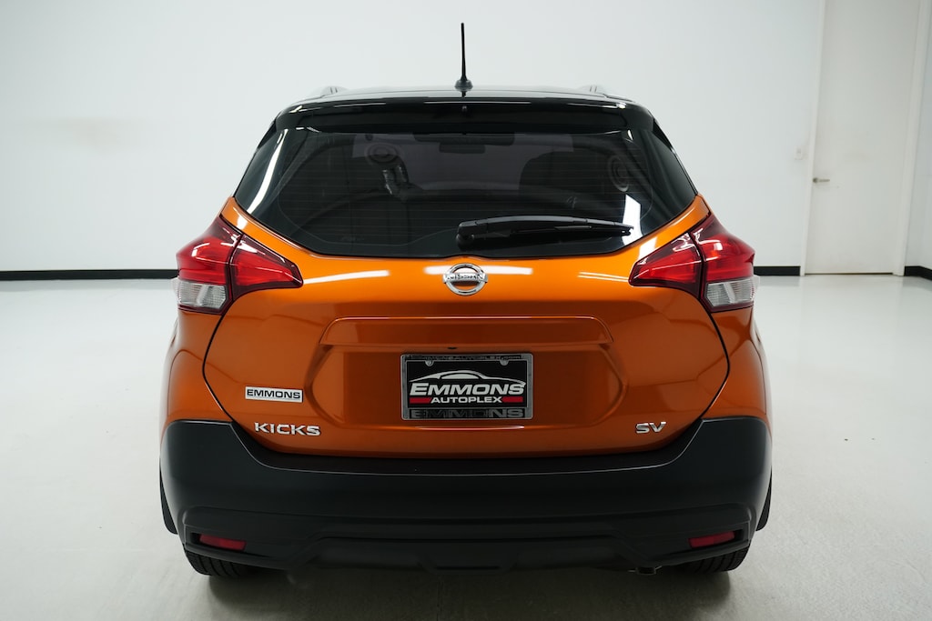 Used 2019 Nissan Kicks SV SUV