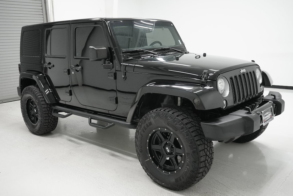 Used 2017 Jeep Wrangler JK Unlimited Sahara SUV