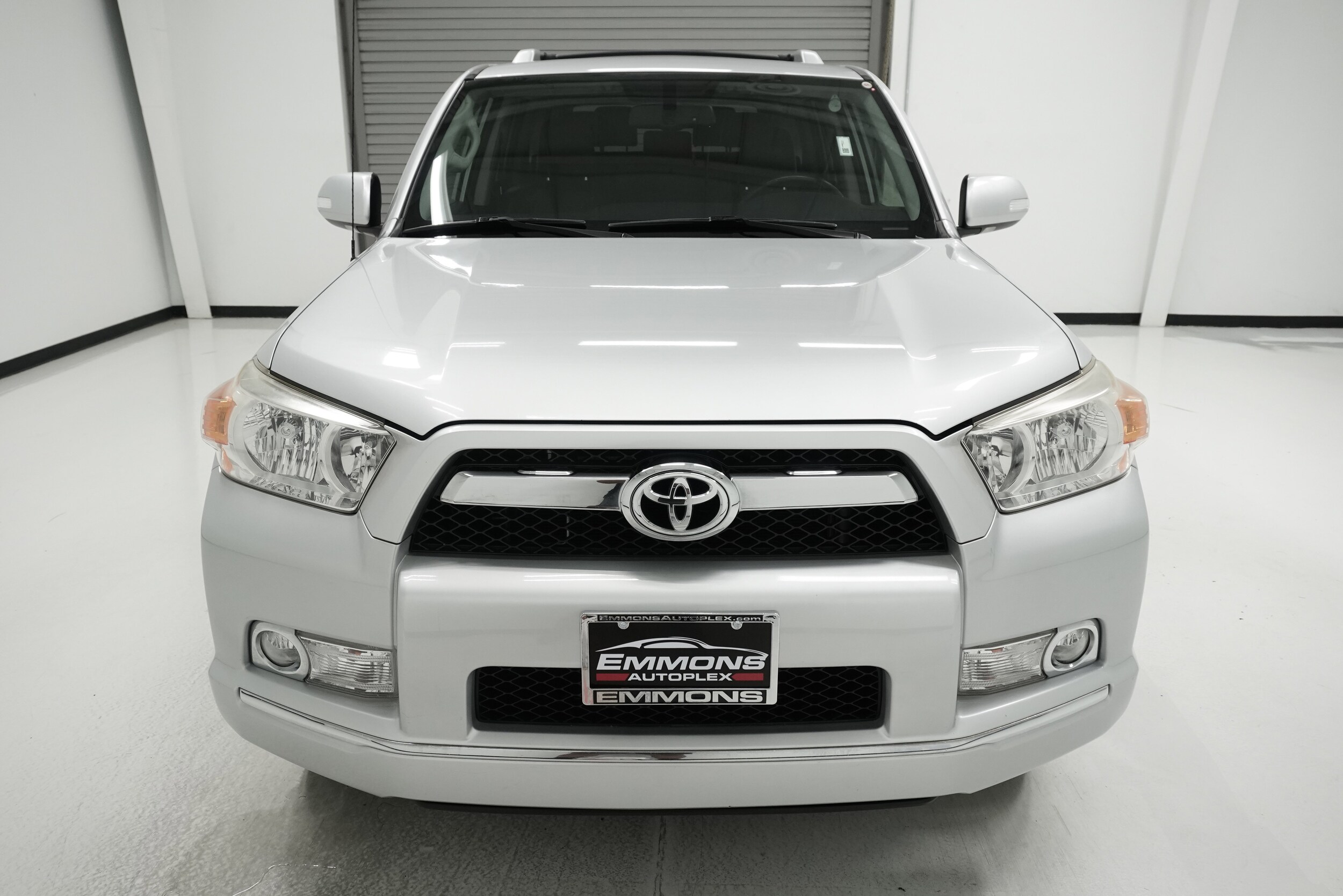2012 Toyota 4Runner Limited photo 2