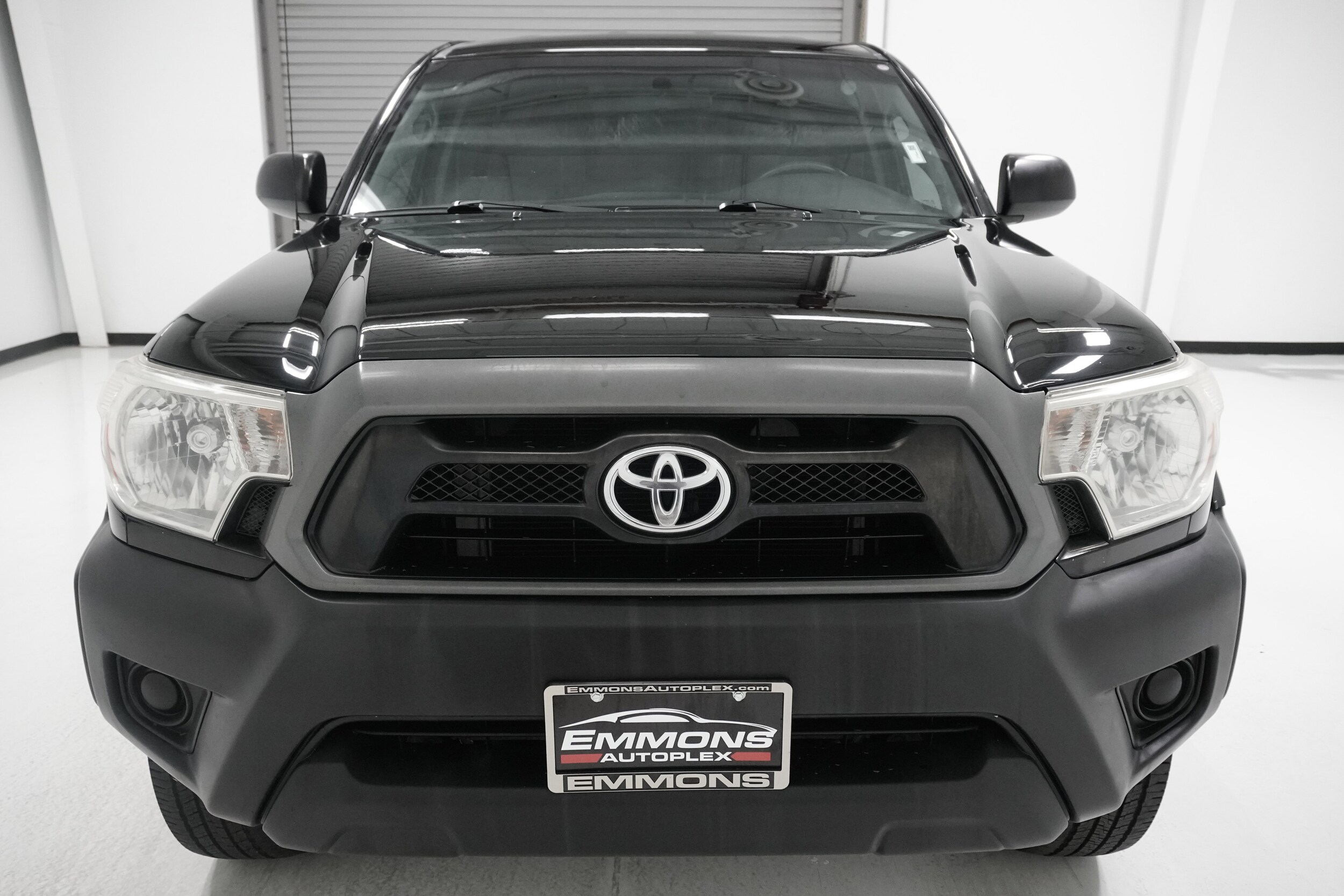 2014 Toyota Tacoma PreRunner photo 2