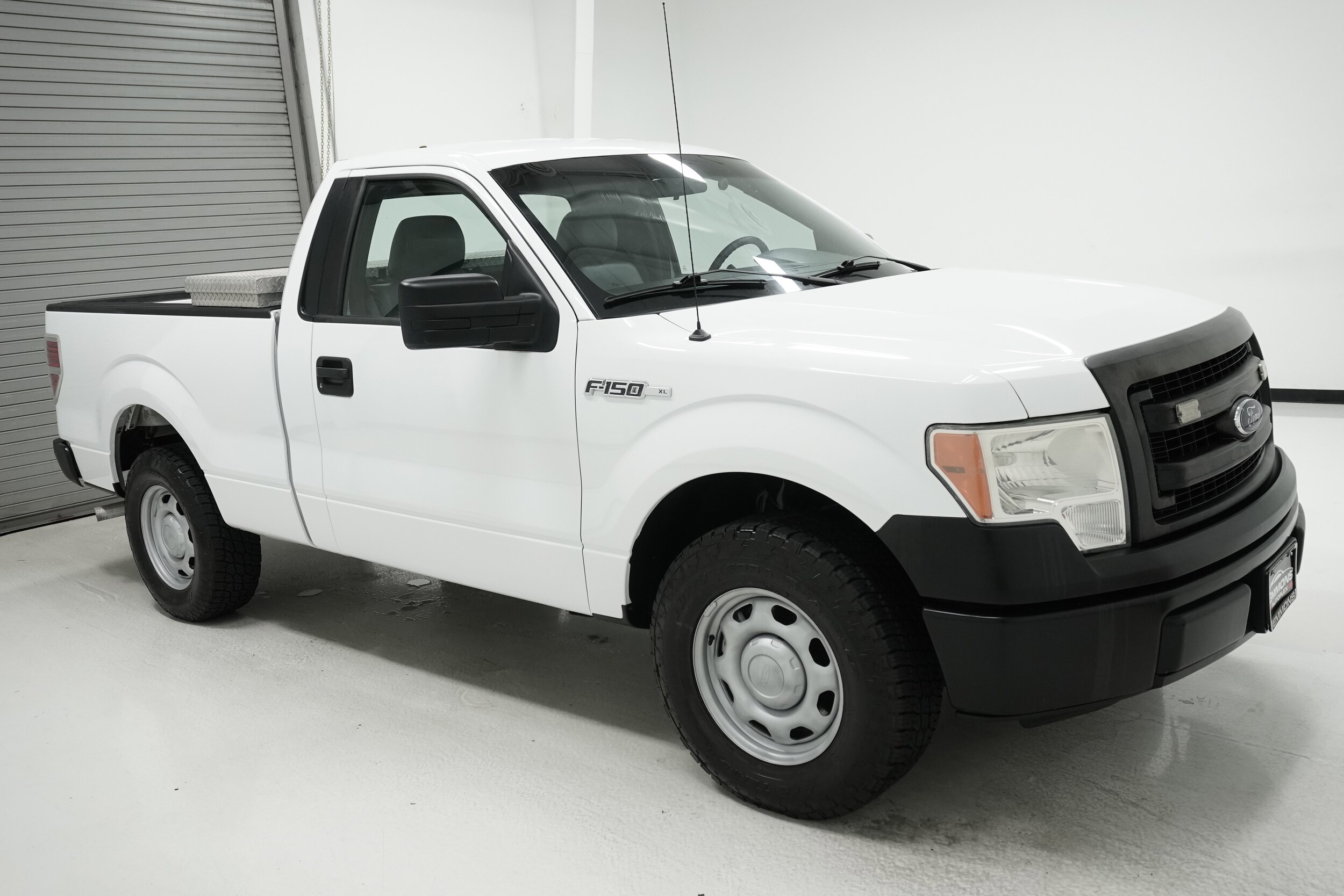 2014 Ford F-150 XL photo 2