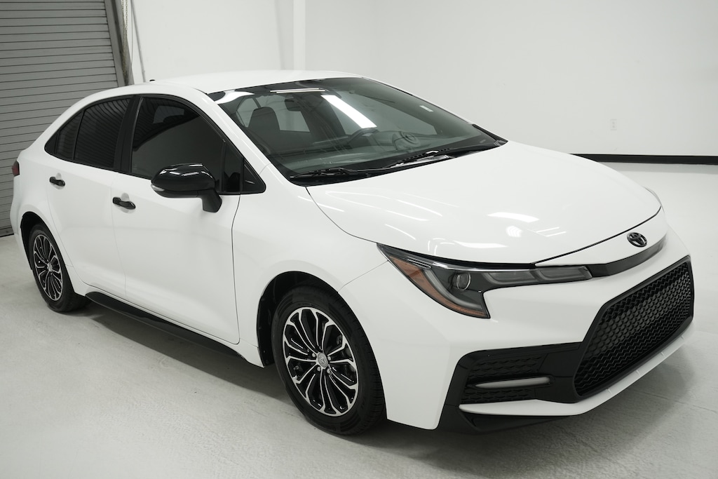 Used 2022 Toyota Corolla SE Nightshade Sedan