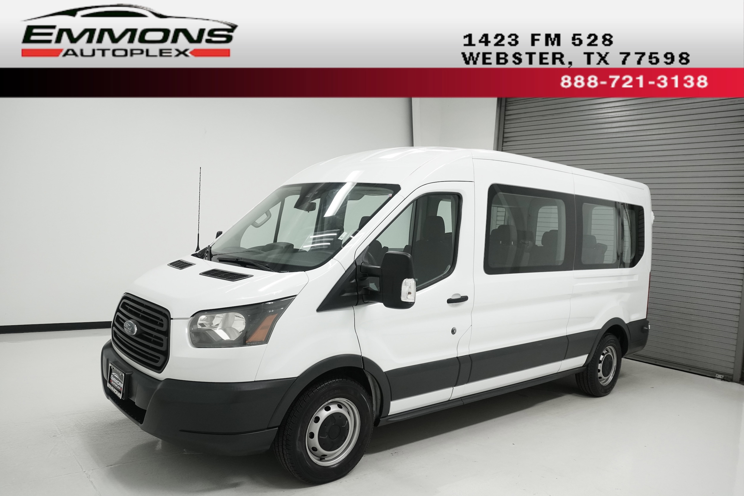 2016 Ford Transit XL's photo