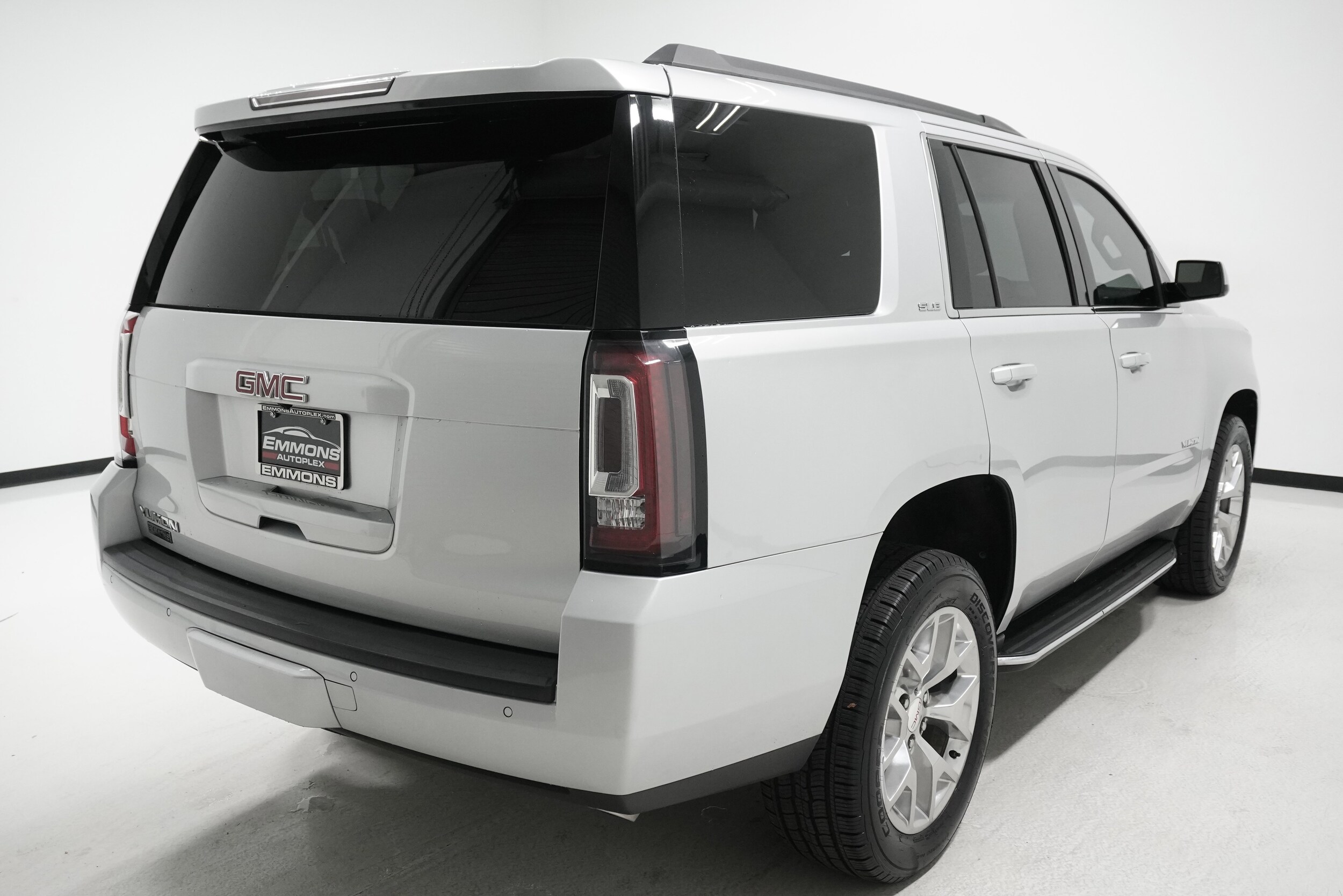 2018 Gmc Yukon SLE photo 4