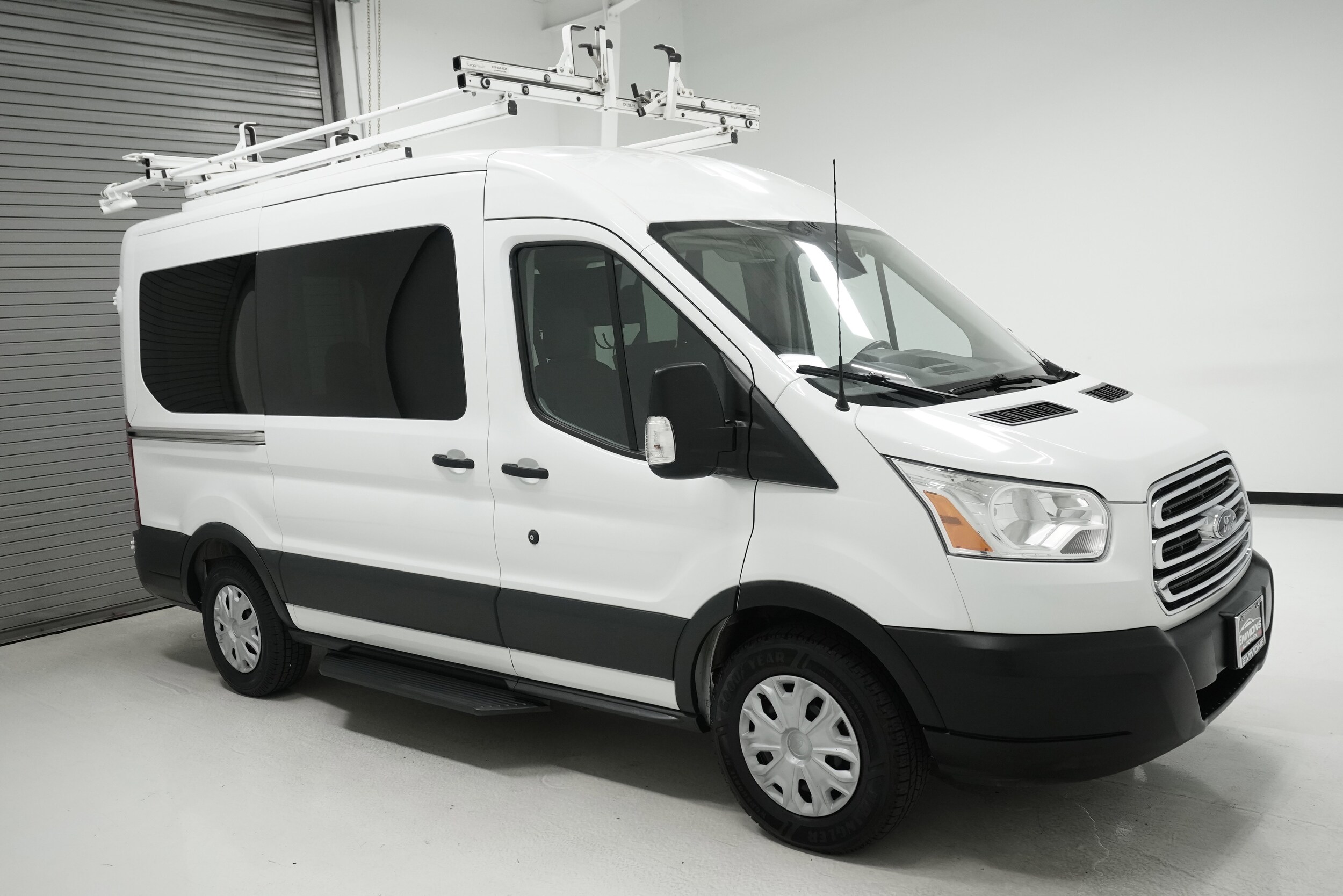 2018 Ford Transit photo 2