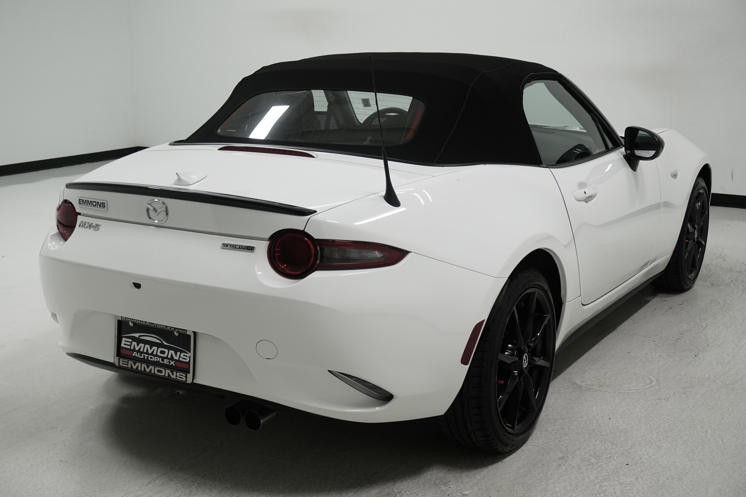 2021 Mazda MX-5 Miata Miata photo 4