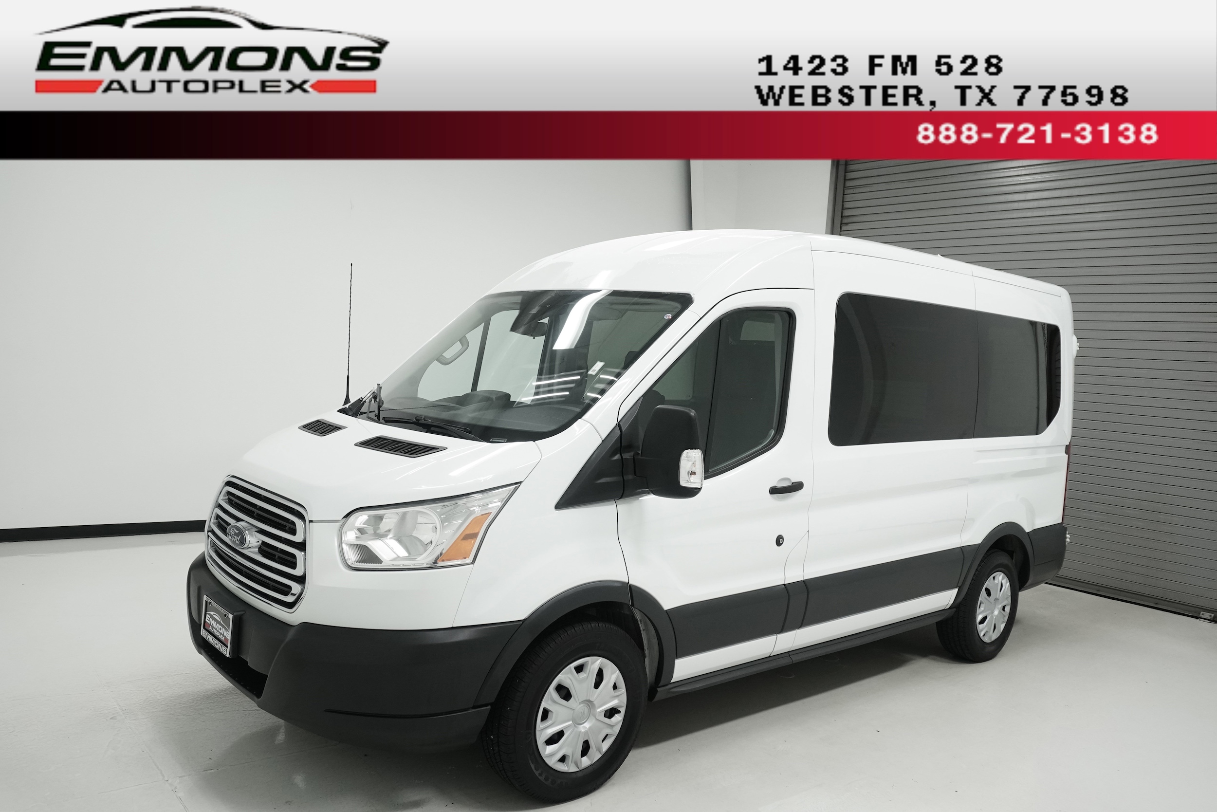 2017 Ford Transit 150 XLT Wagon Med Roof Sliding Pass. 130's photo