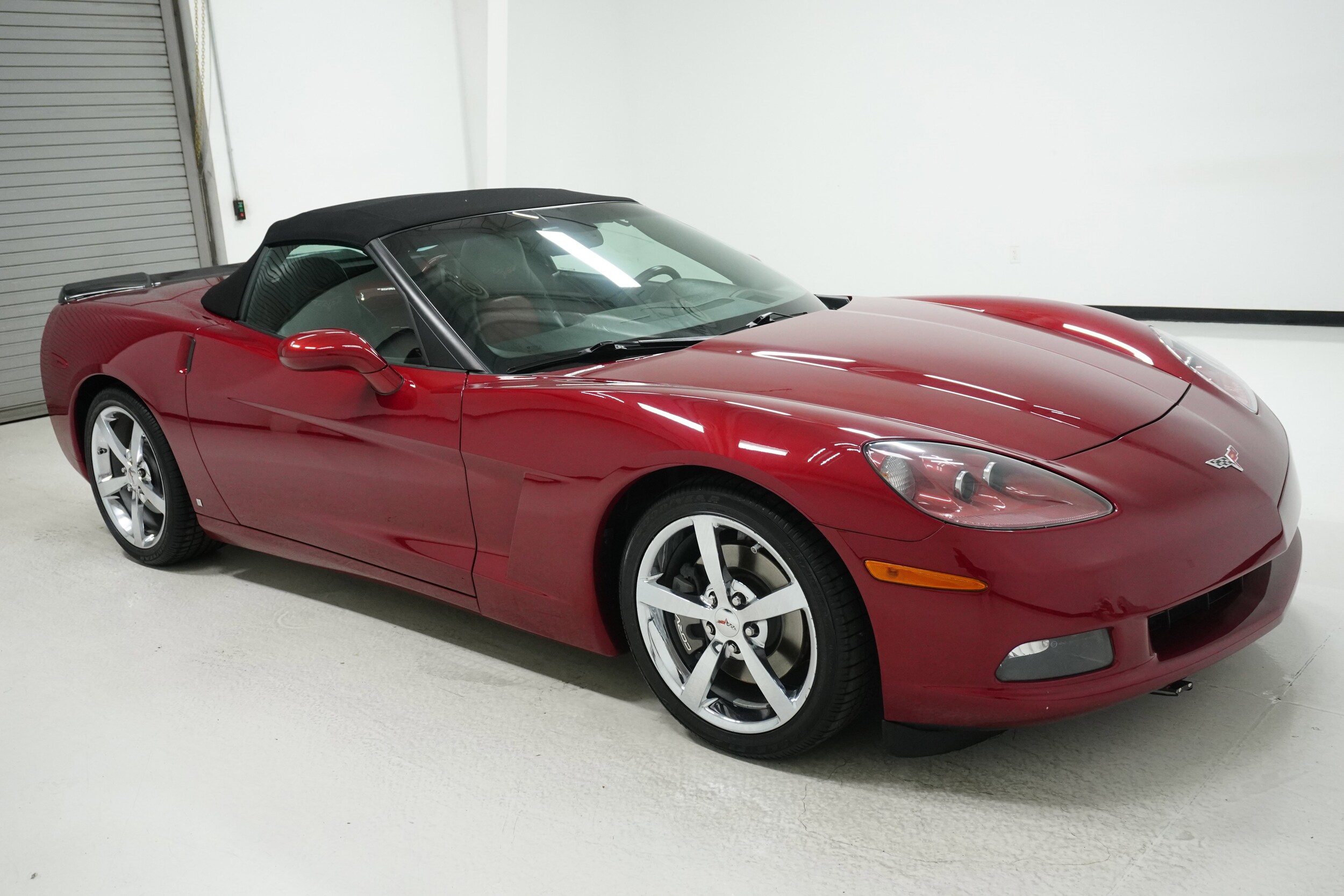 2009 Chevrolet Corvette 3LT Convertible photo 3