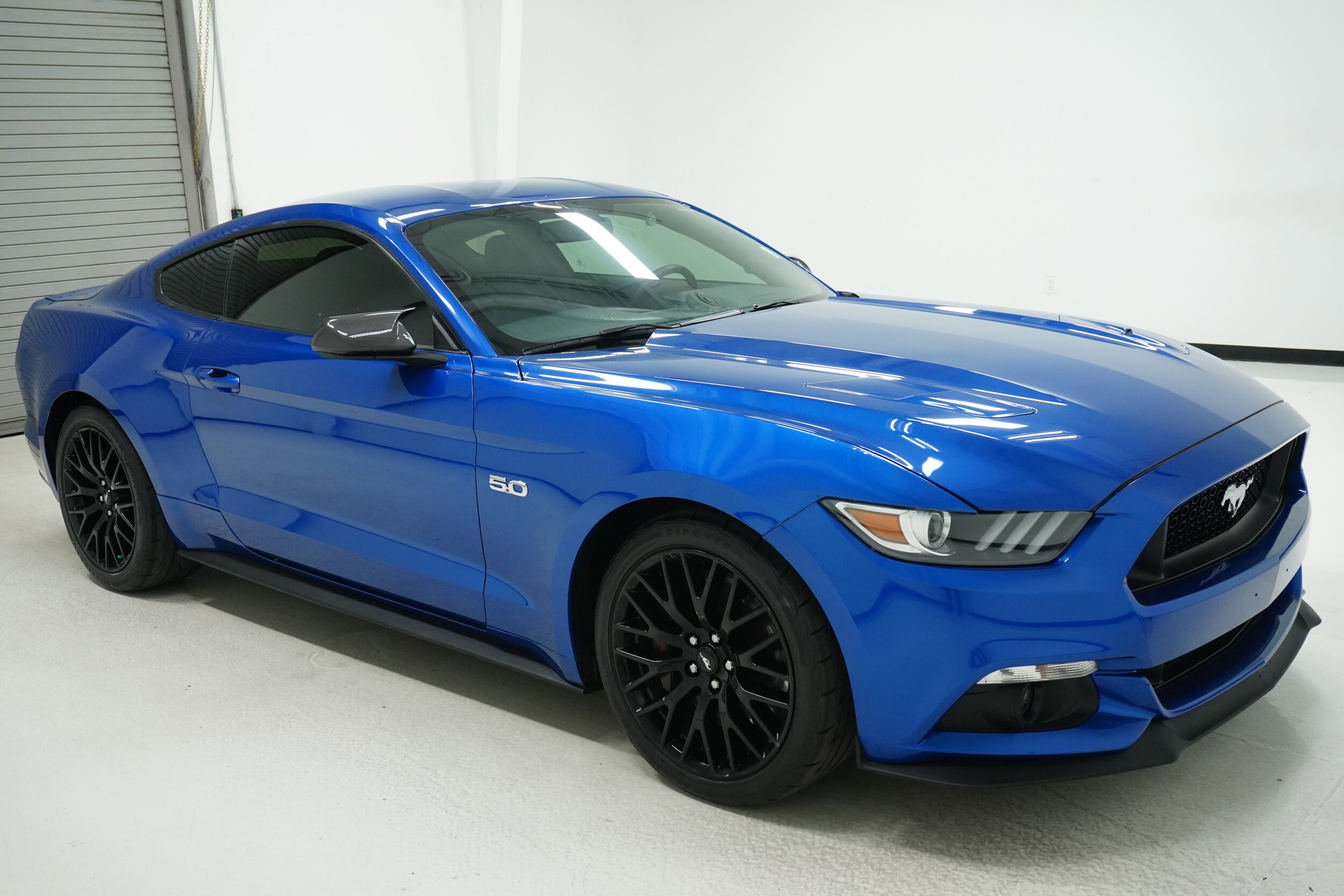 2017 Ford Mustang GT photo 3