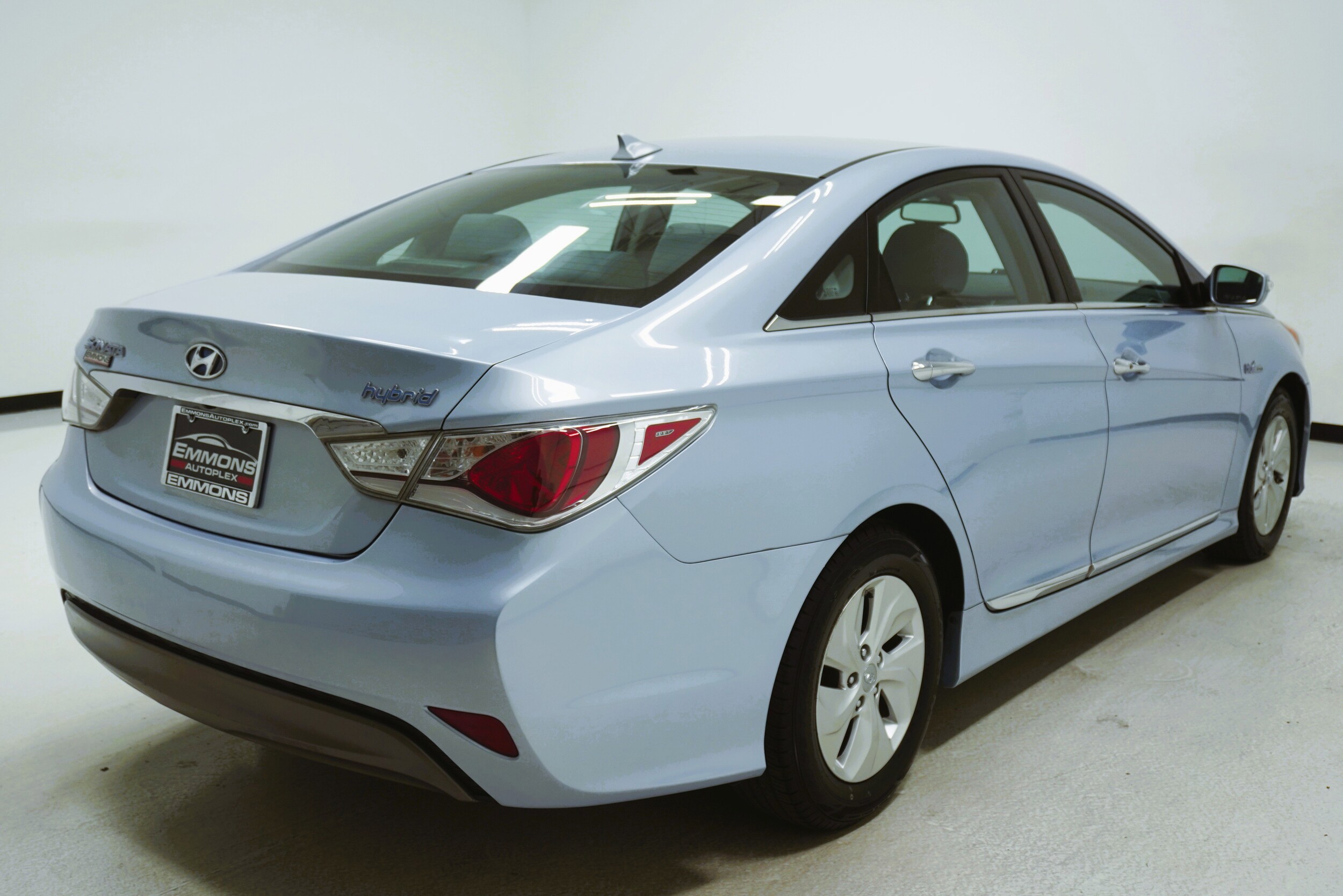 2015 Hyundai Sonata Hybrid photo 4