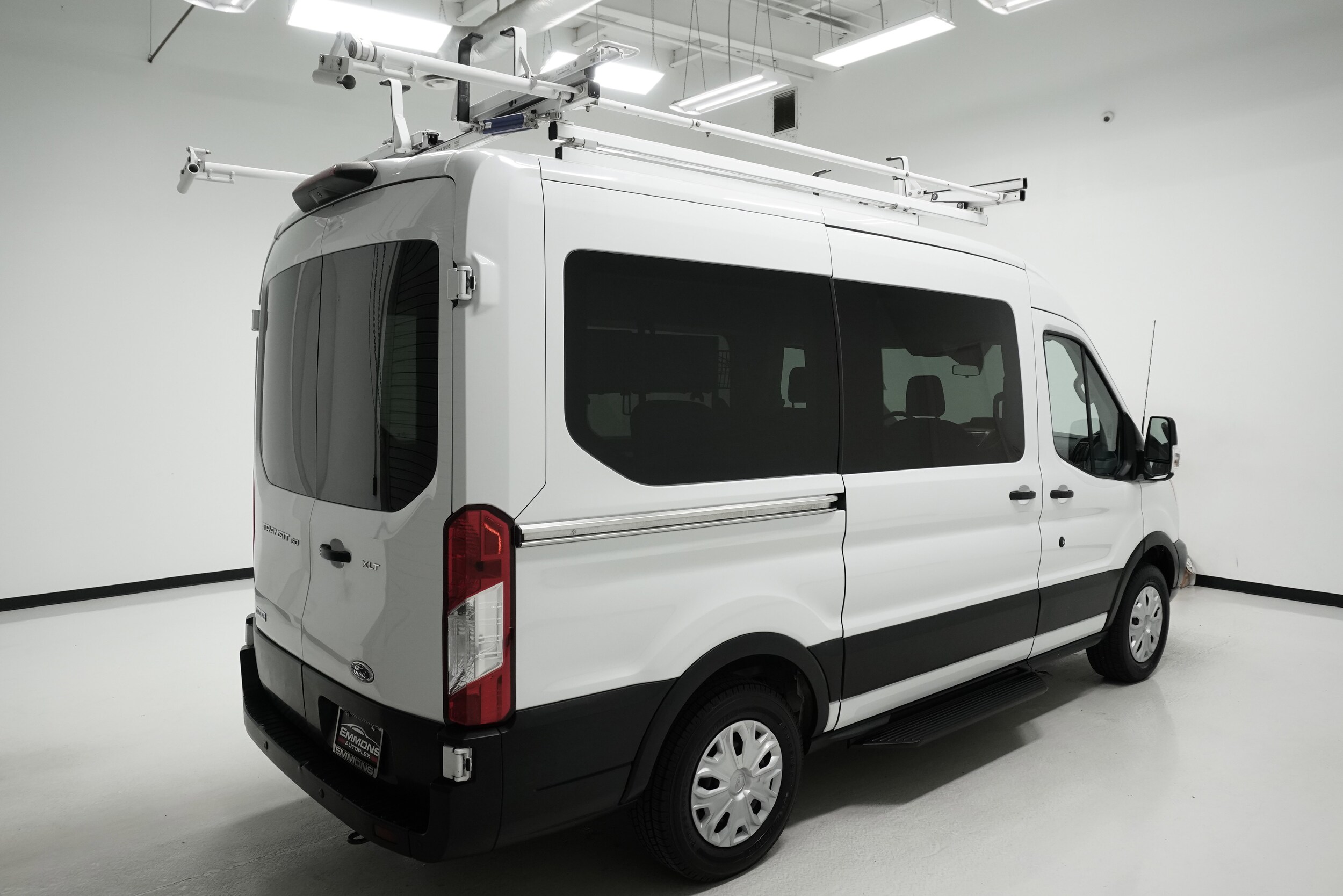 2019 Ford Transit photo 3