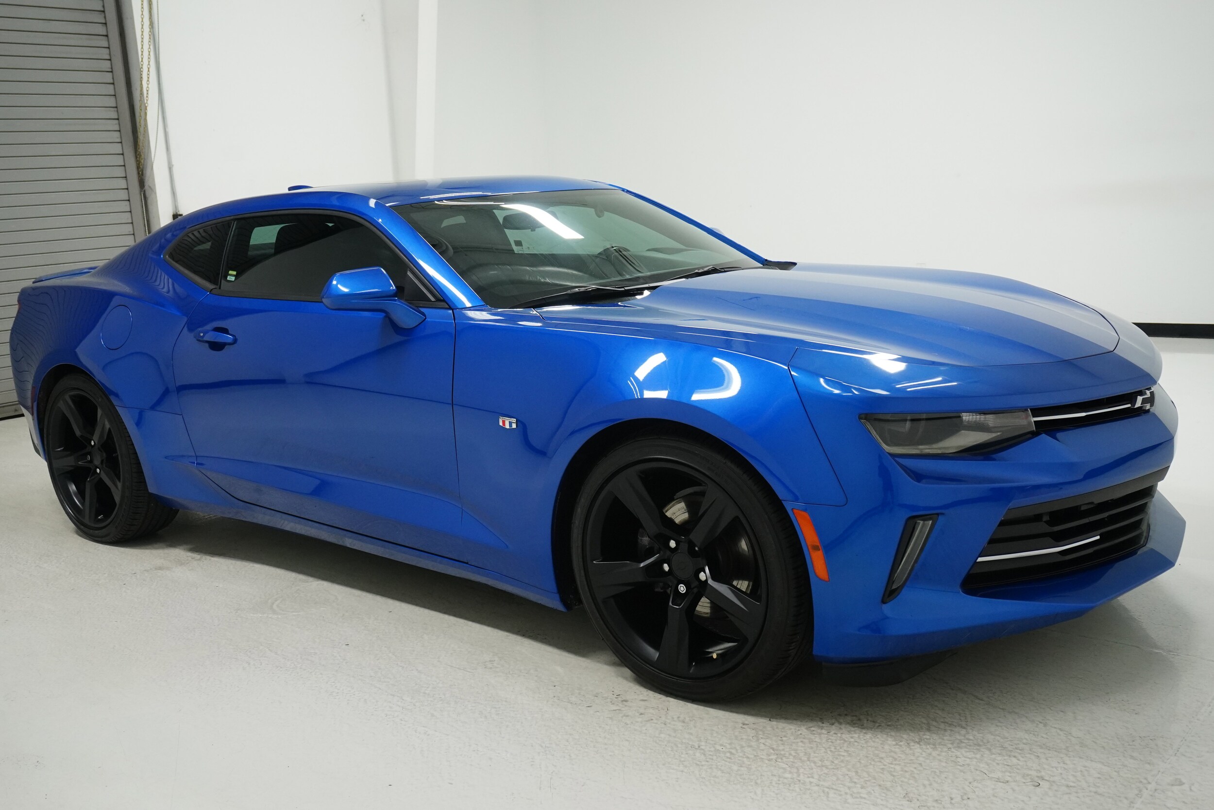 2018 Chevrolet Camaro 1LT photo 3