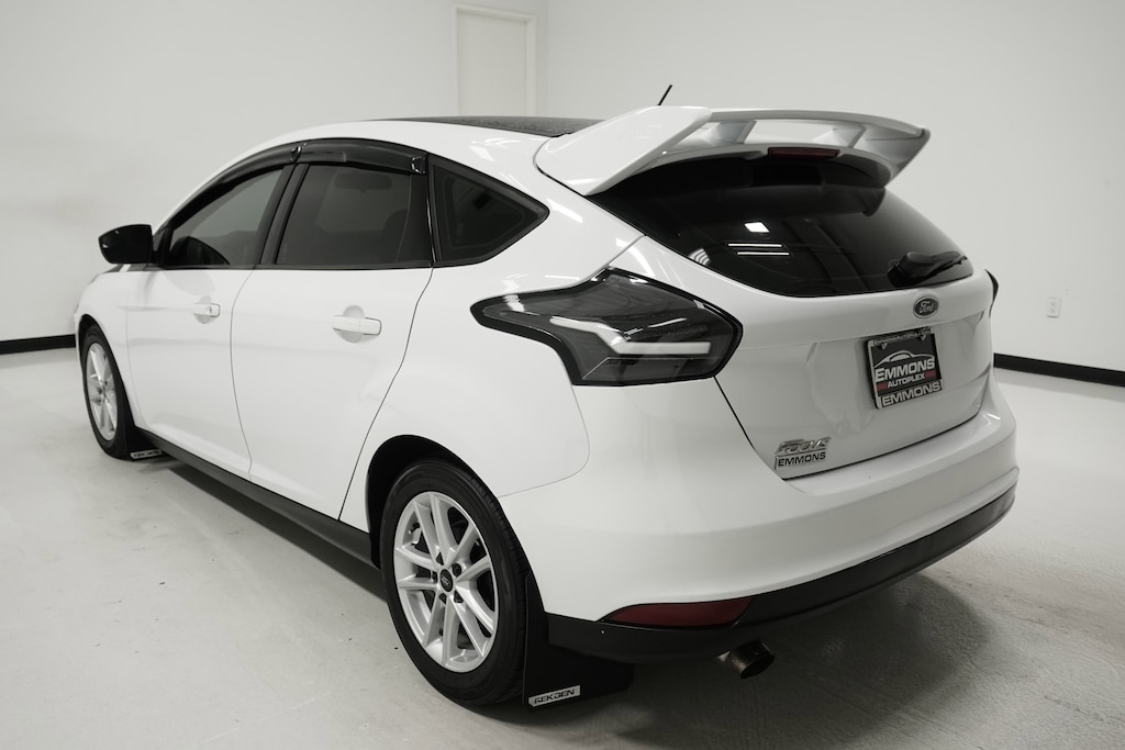 Used 2018 Ford Focus SE Hatchback