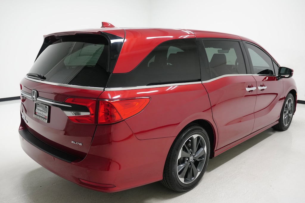 Used 2023 Honda Odyssey Elite Van
