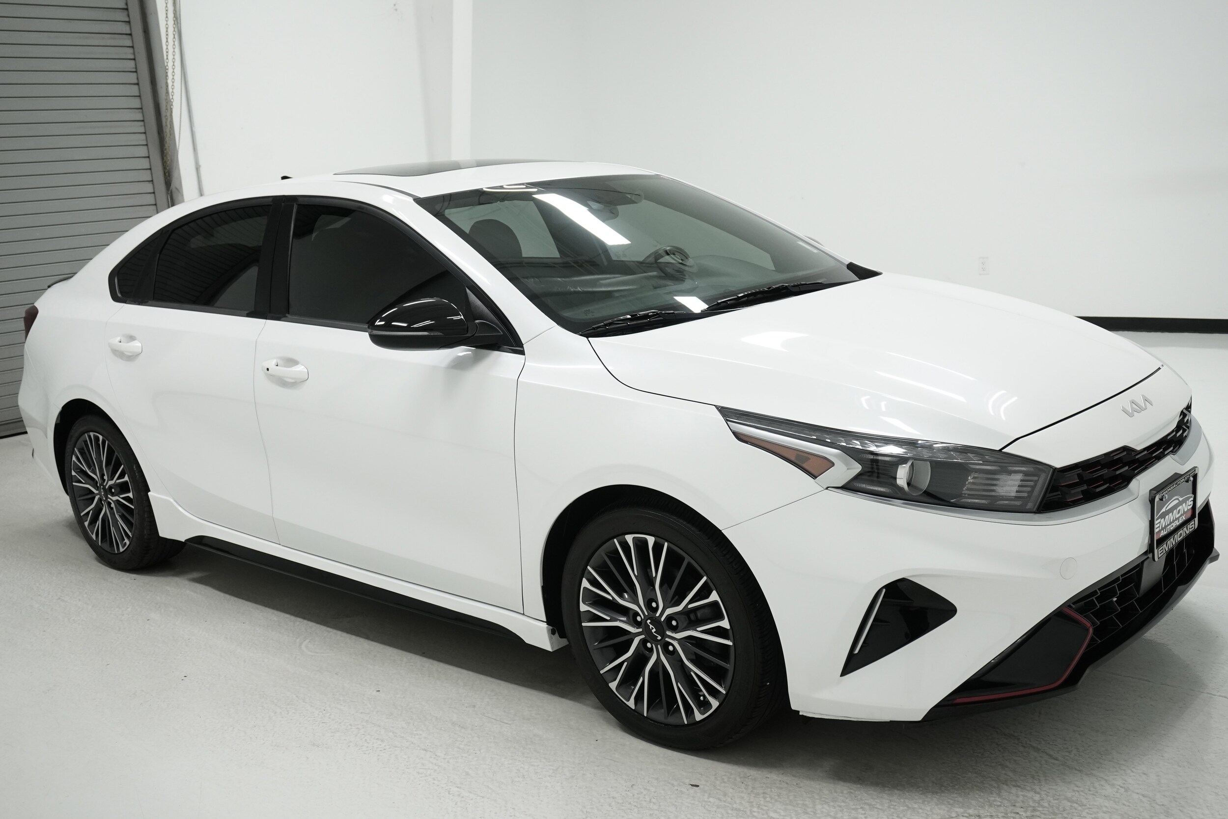 2024 Kia Forte GT-Line photo 2