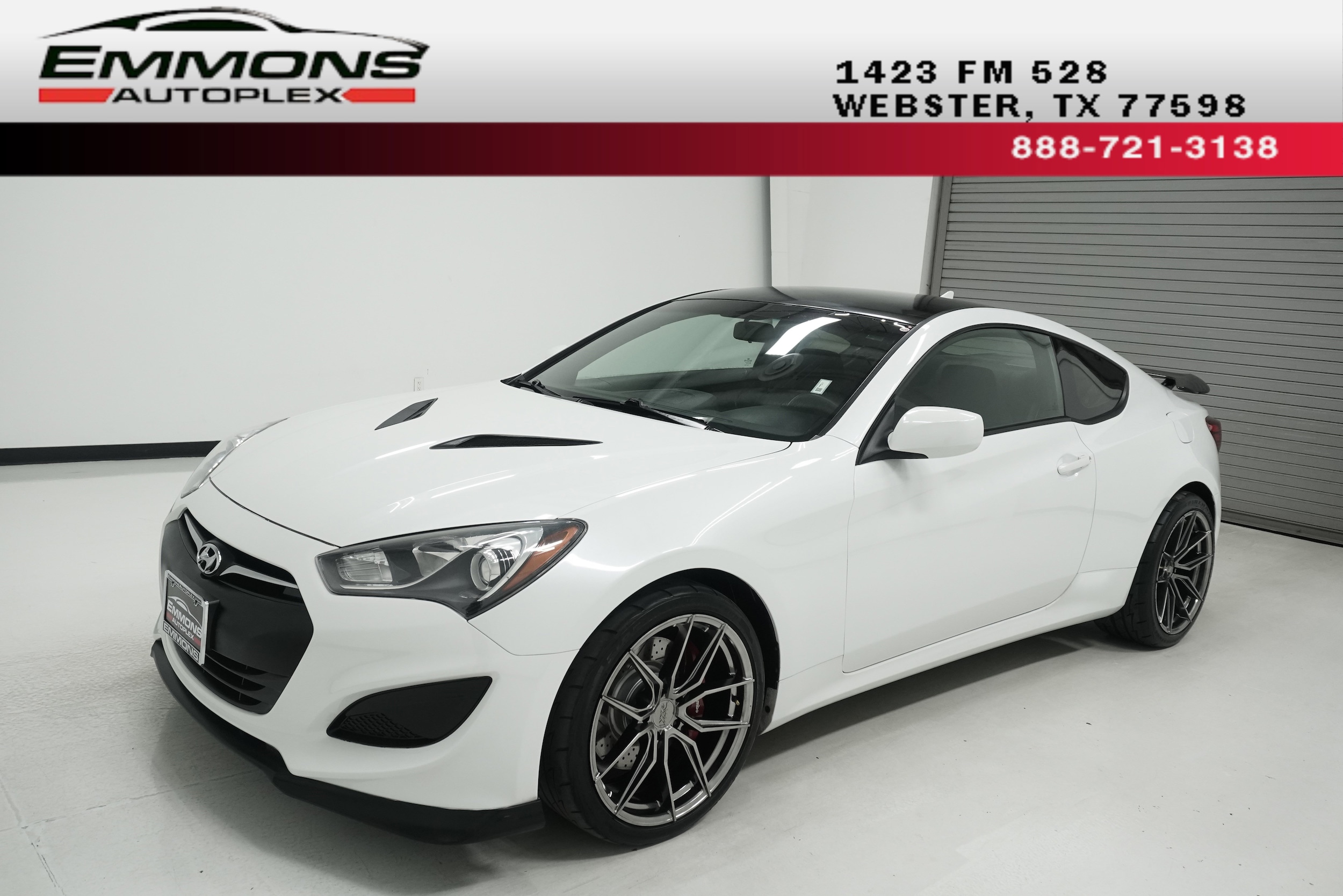 2013 Hyundai Genesis Coupe 2.0T 8-Speed A/T's photo
