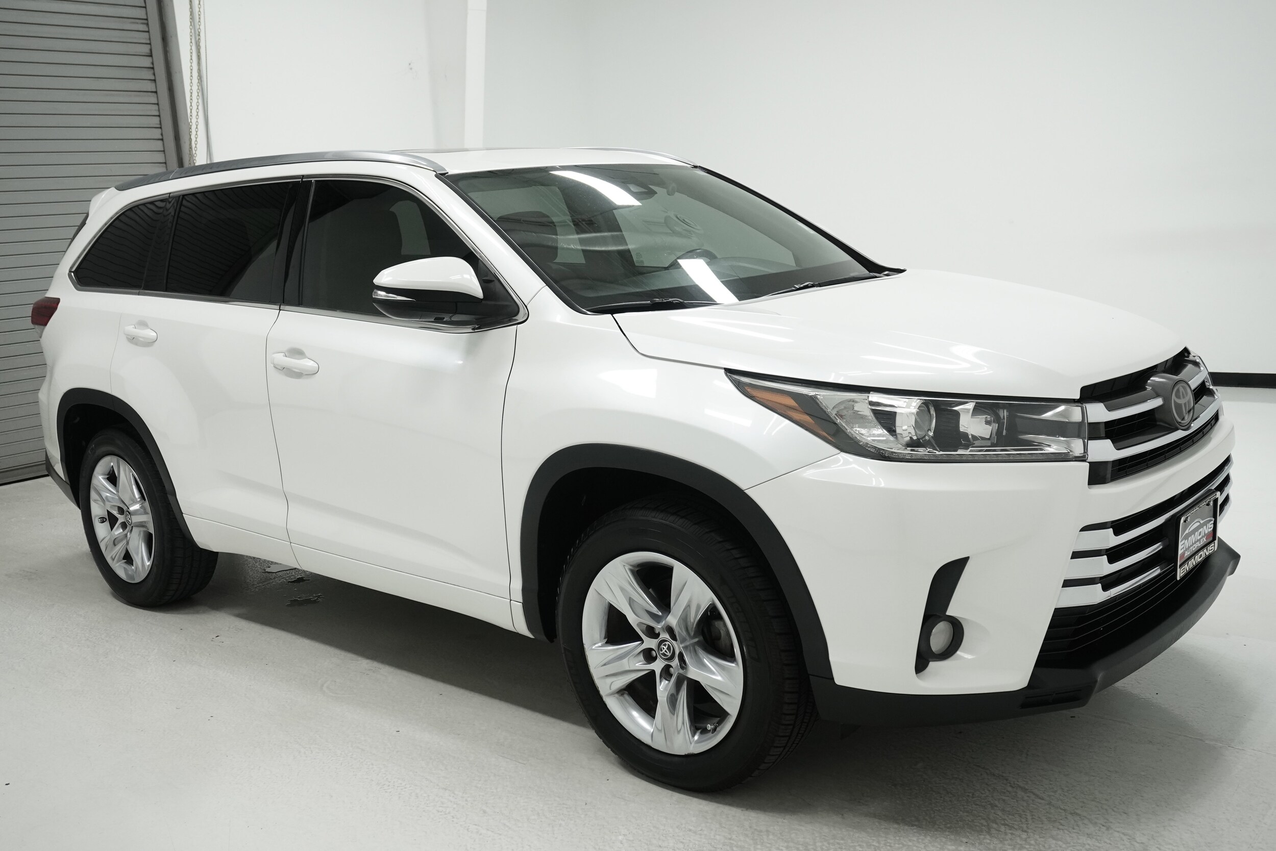 2018 Toyota Highlander Limited Platinum photo 3