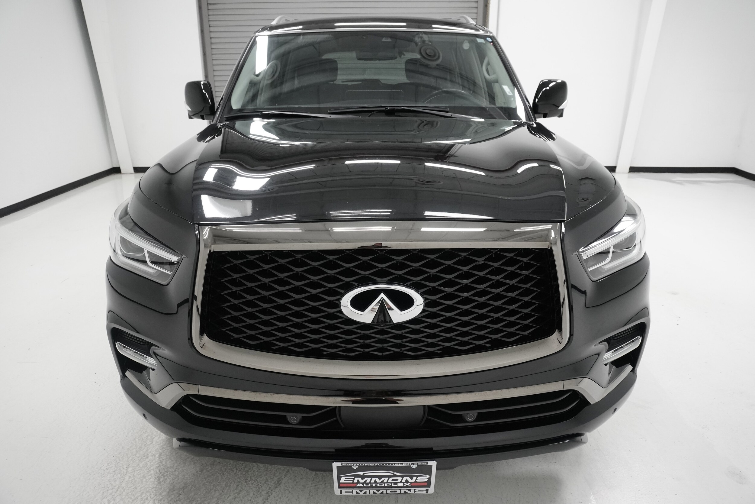 2023 Infiniti QX80 Premium Select photo 2