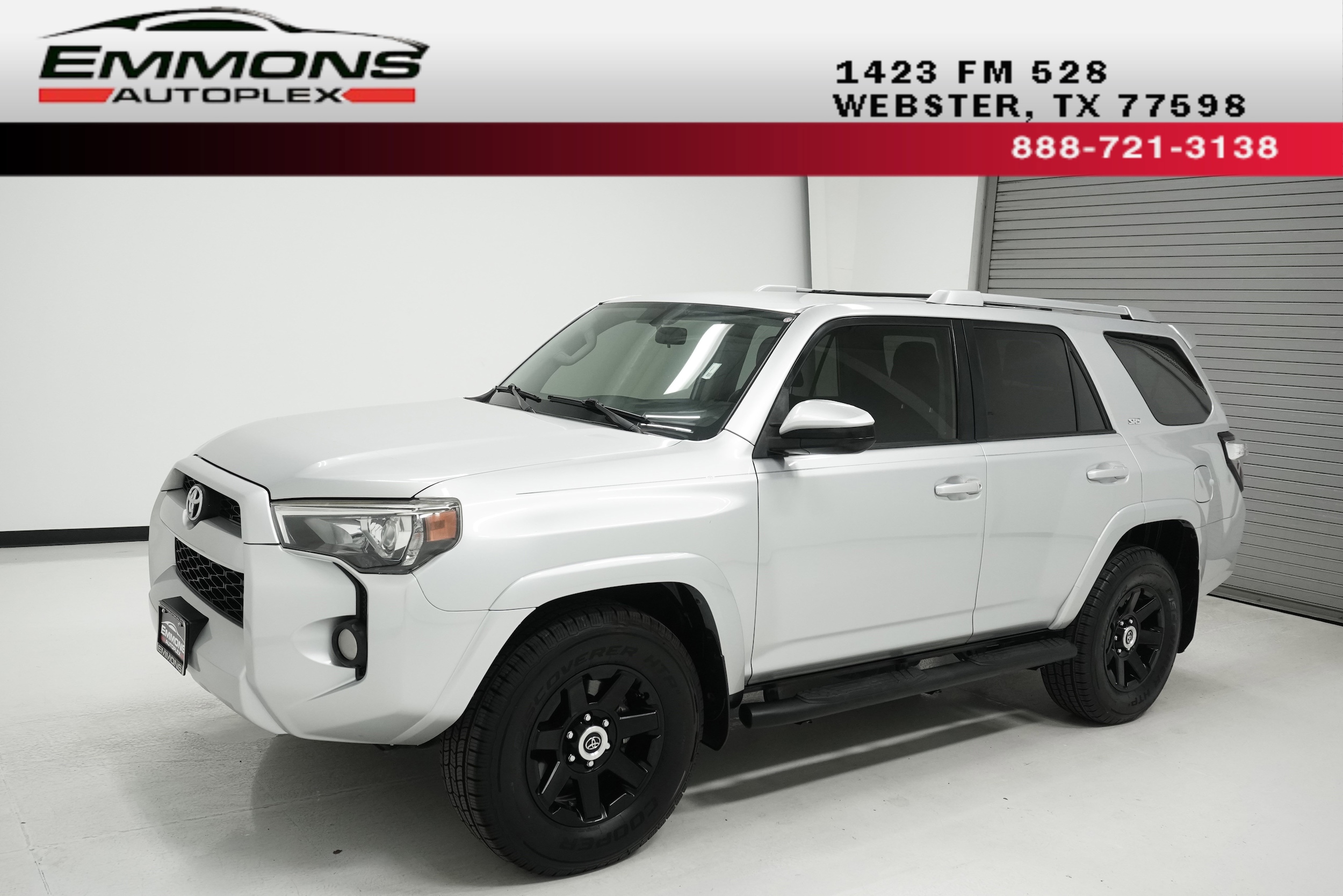 2016 Toyota 4Runner SR5's photo