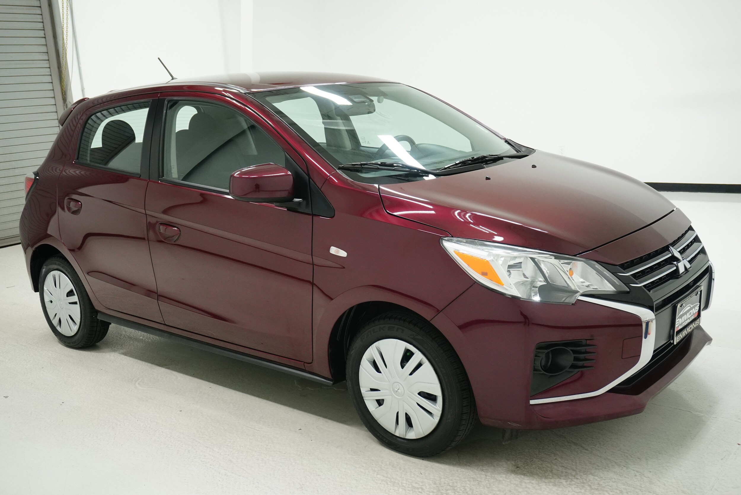 2024 Mitsubishi Mirage ES photo 3