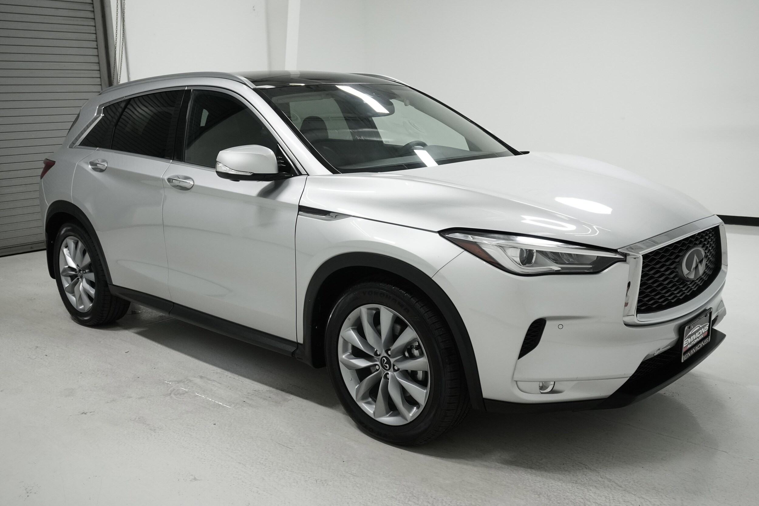 2021 Infiniti QX50 Essential photo 3