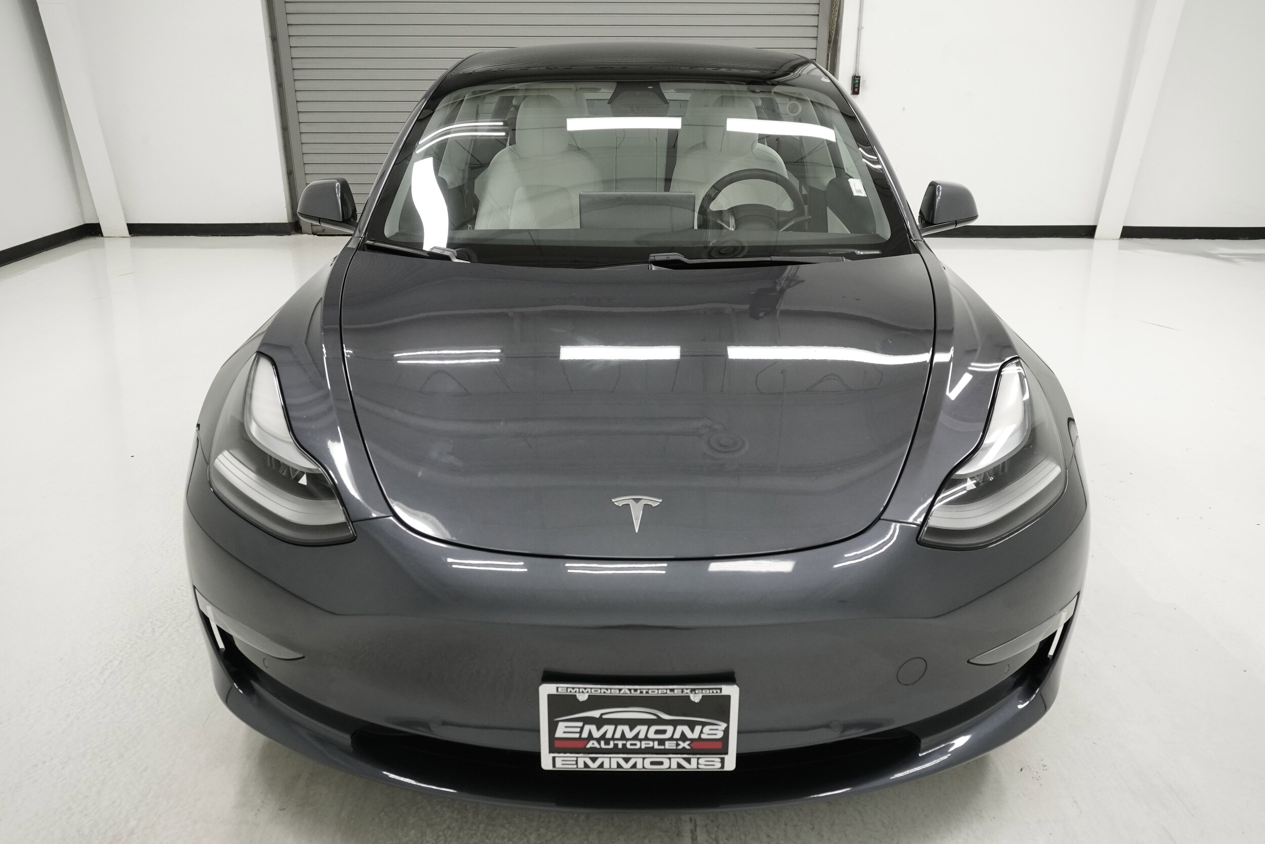 2021 Tesla Model 3 Standard Range Plus photo 2