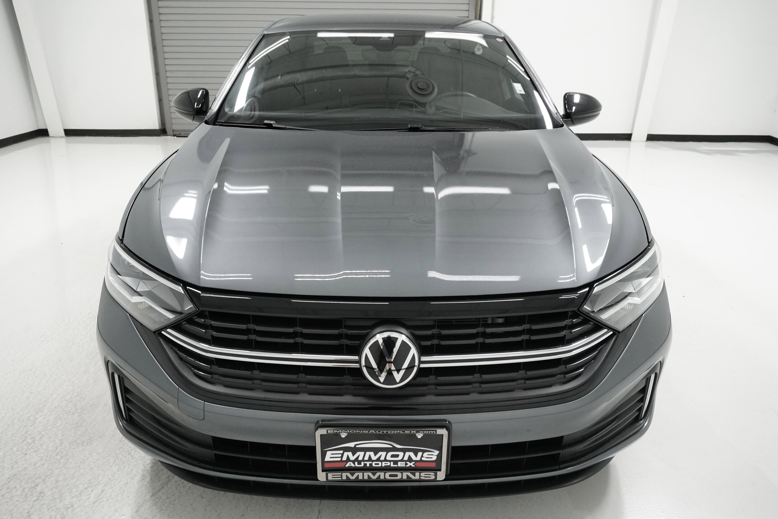 2022 Volkswagen Jetta Sport photo 2